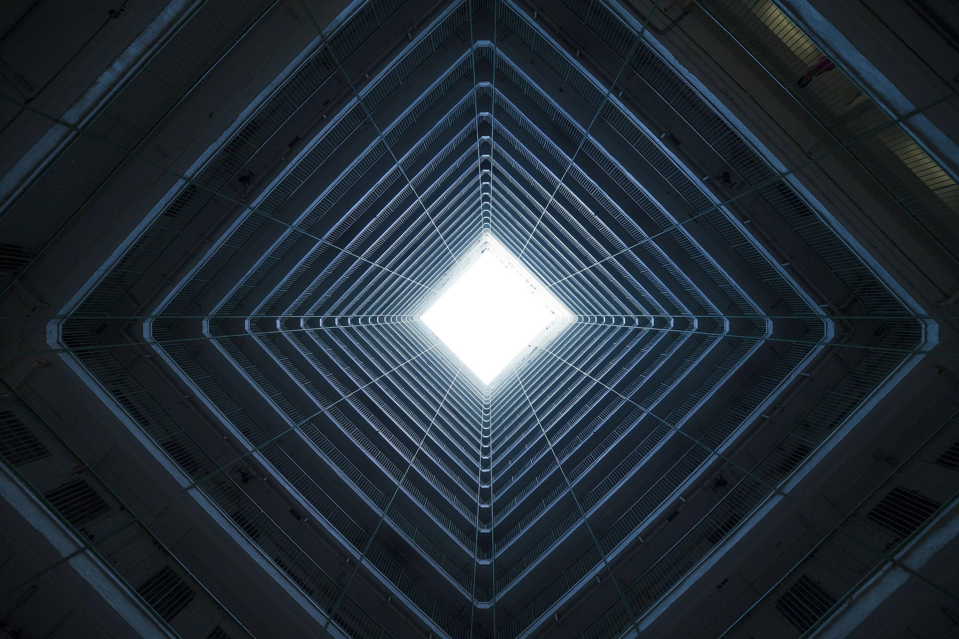 building, architecture, symmetry, 2K, sunlight, modern, balcony, HD Wallpaper