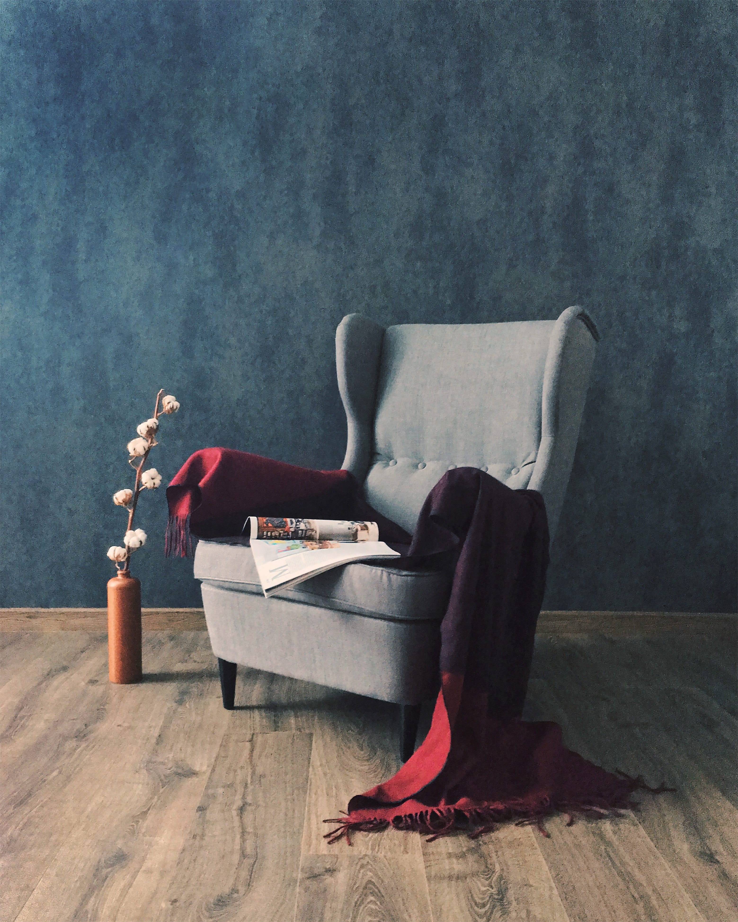 wing, easy, classic, lifestyles, top, rustic, one person, beautiful woman, suede, cosily, floor, sitting, grey, fashion, upholstered furniture, scarf, full length, Phone HD Wallpaper