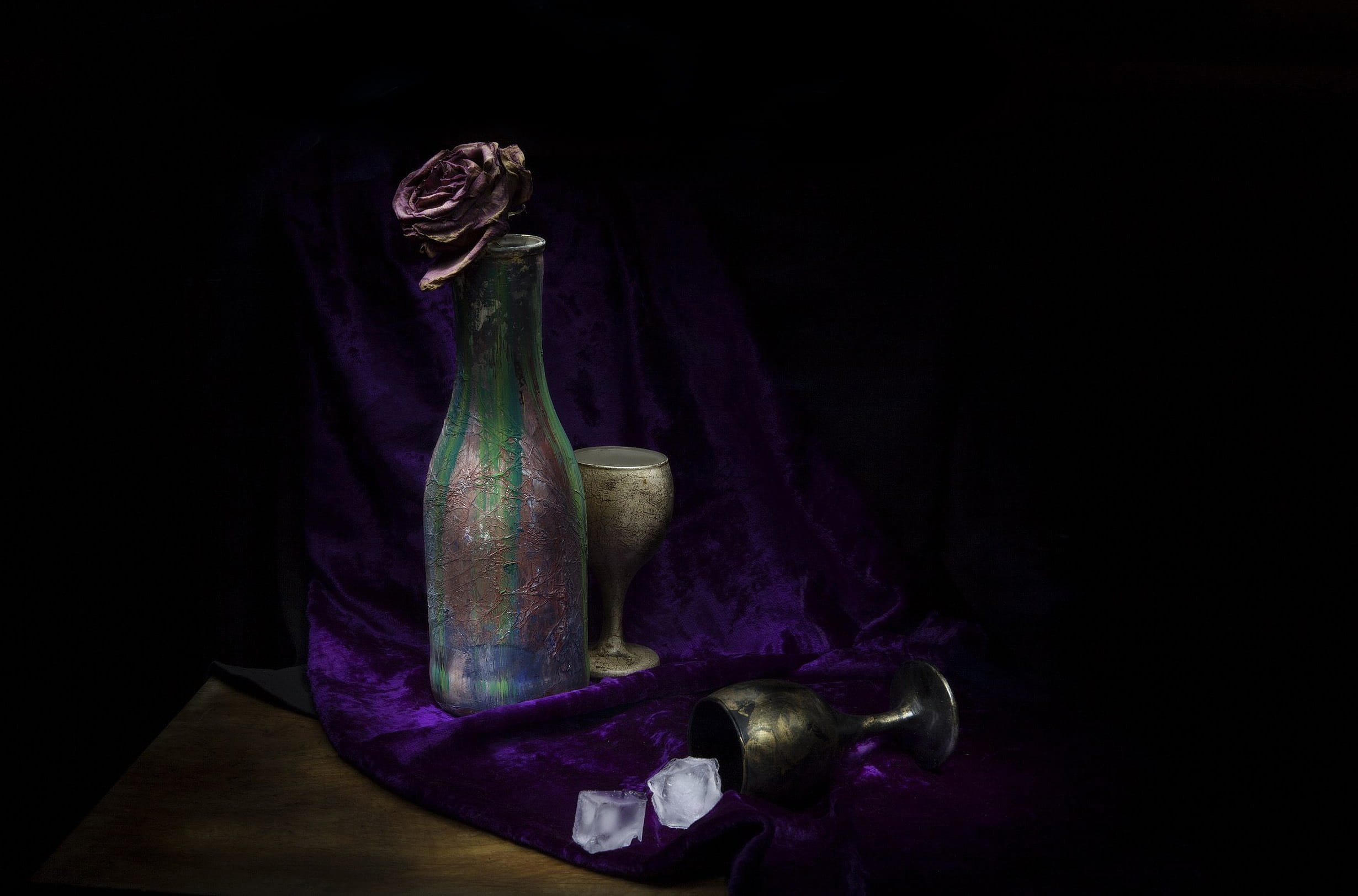 rose in the bottle, mystery, sculpture, vase, excerpt, feast, copy space, human representation, dark, withered, painting on glass, close-up, poisoning, HD Wallpaper