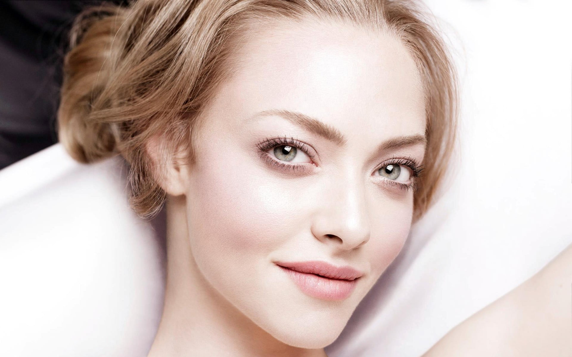 beautiful woman, eyes, lips, women, close-up, hair, teenager, human face, face, one person, beauty, human body part, looking at camera, headshot, Amanda Seyfried, HD Wallpaper