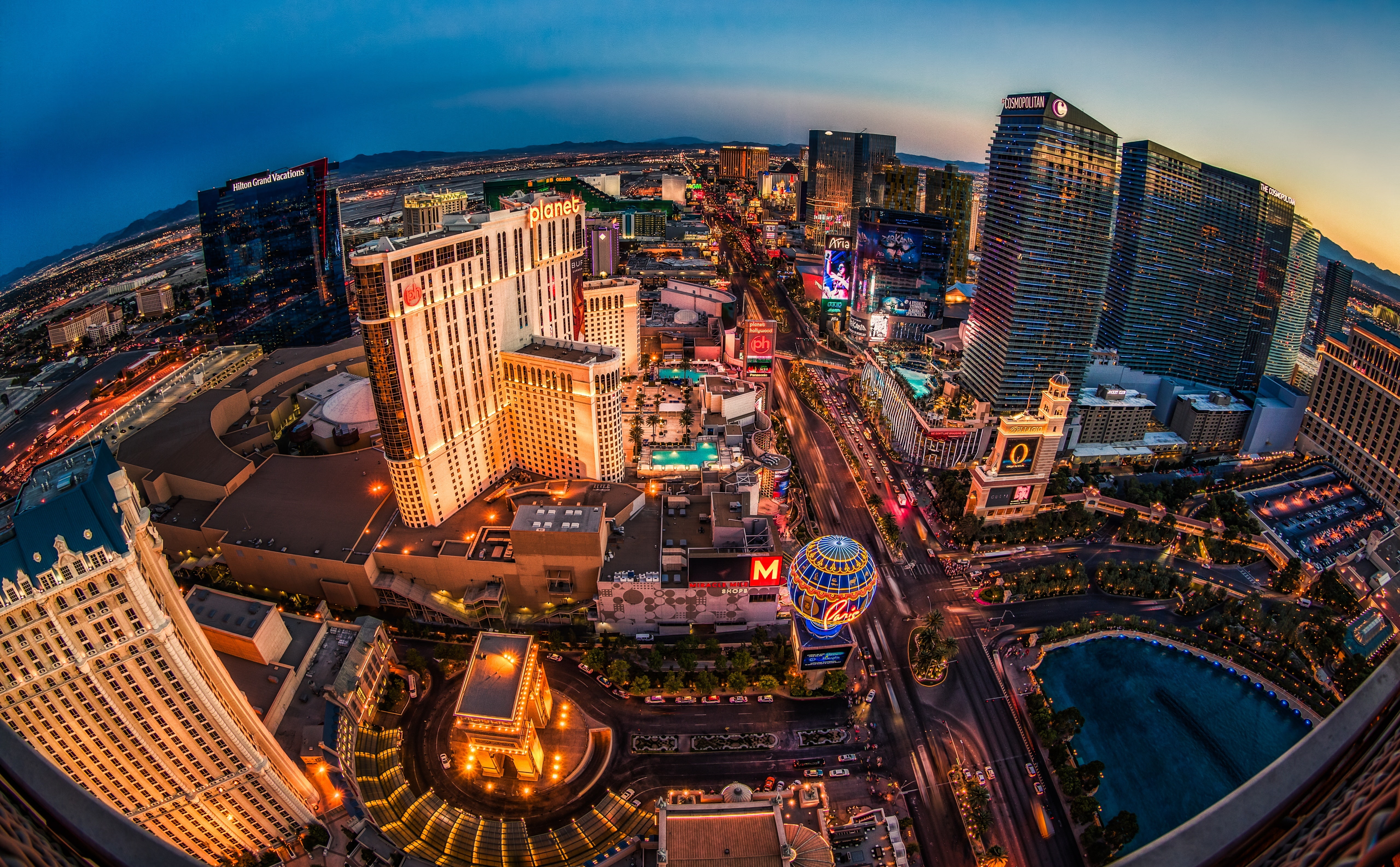 outdoors, angle, night, nature, sky, crowd, building, built structure, tall - high, modern, United States, architecture, cityscape, las, travel destinations, HD Wallpaper