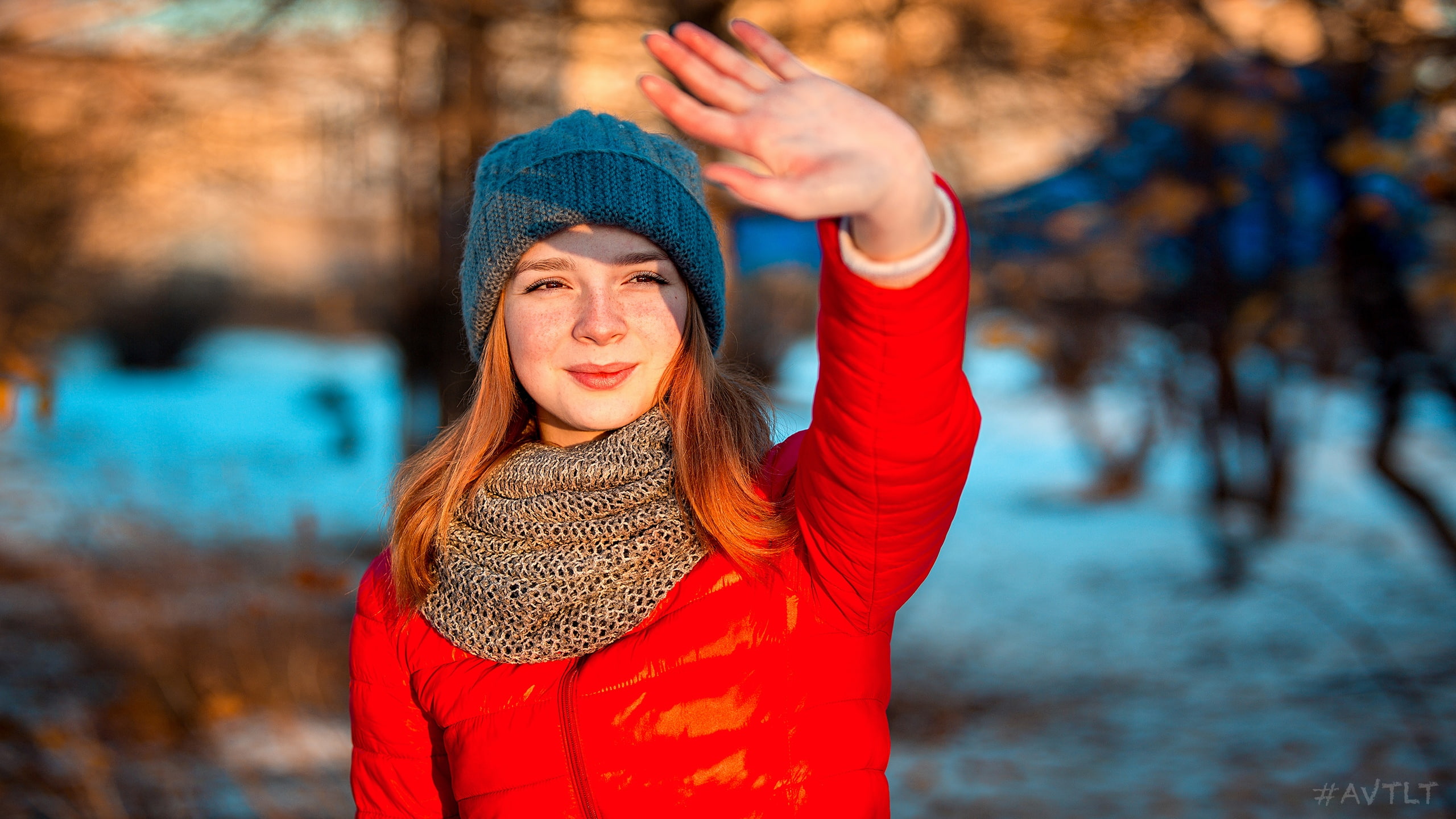 Irina Korobeynikova, face, portrait, Aleksandr Suhar, red jackets, redhead, 2K, freckles, depth of field, model, women, woolly hat, jacket, outdoors, bokeh, HD Wallpaper