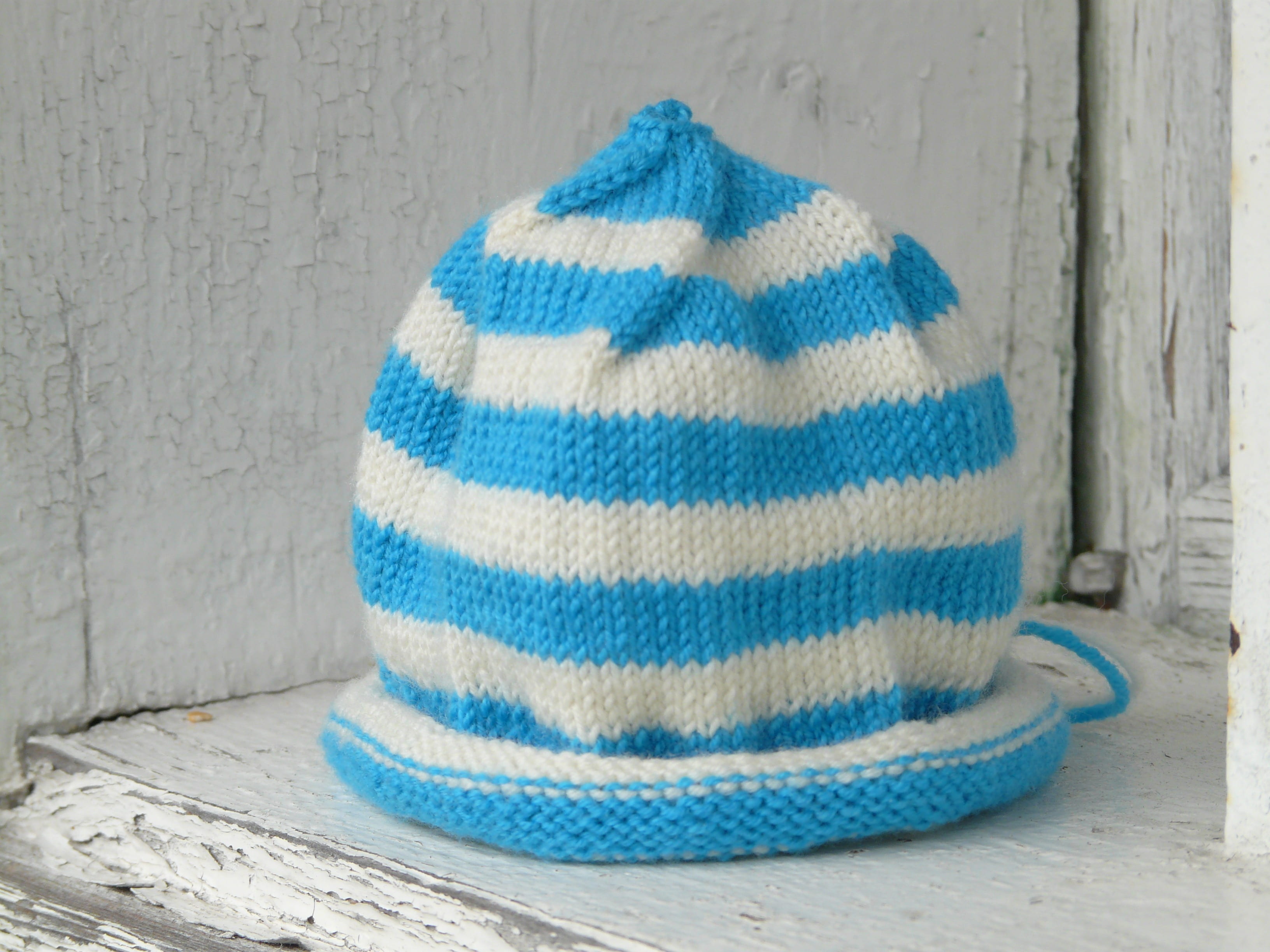 knit, man made, white, knit beanie cap, icy, birth, baby, hygiene, winter, pattern, baby knot hat, softness, no people, art and craft, warm, still life, HD Wallpaper