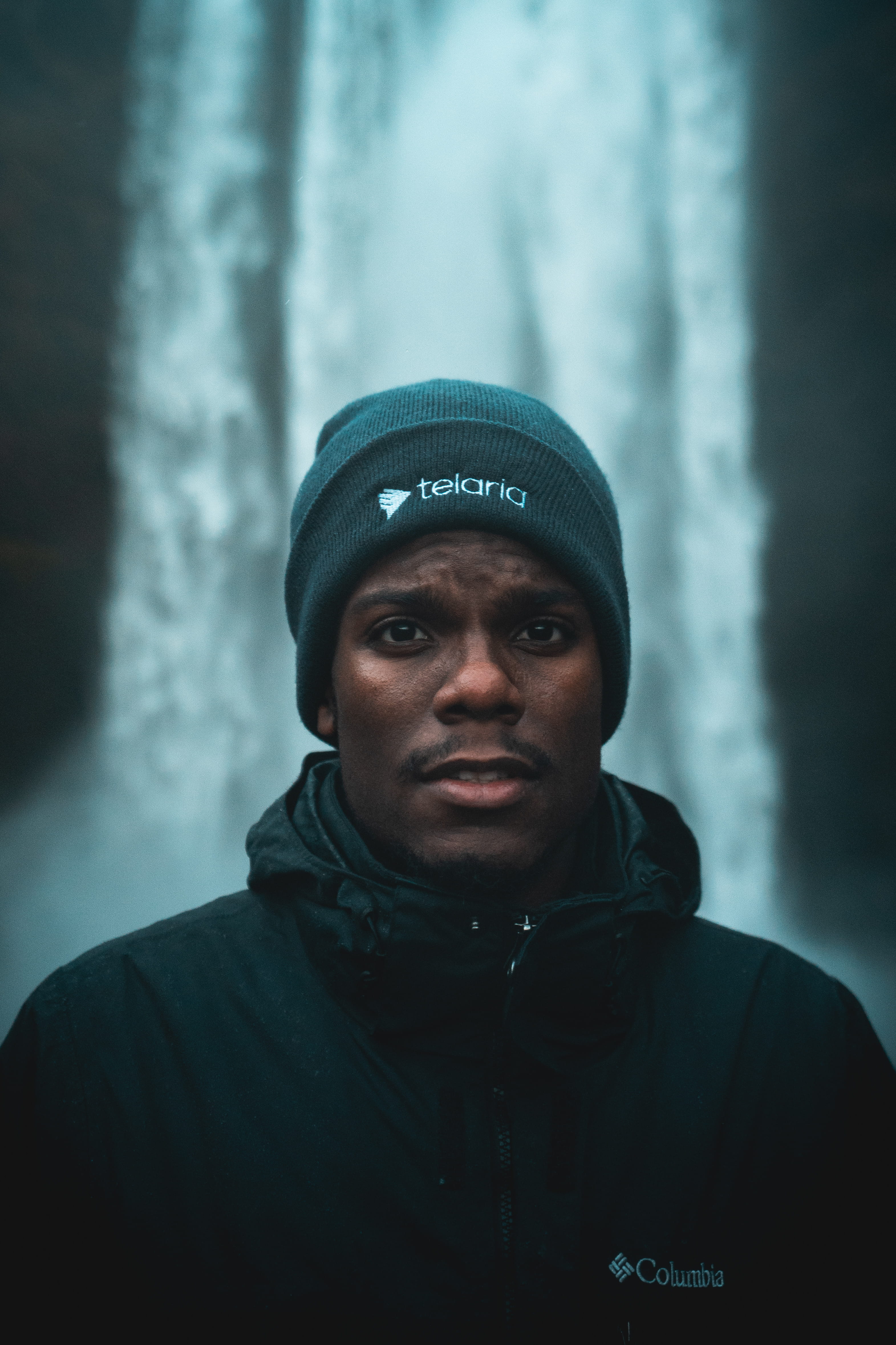 postal office, human, focus, photo, 4K, face, person, lifestyles, leisure activity, mid adult men, bonnet, focus on foreground, warm clothing, weather, Phone HD Wallpaper