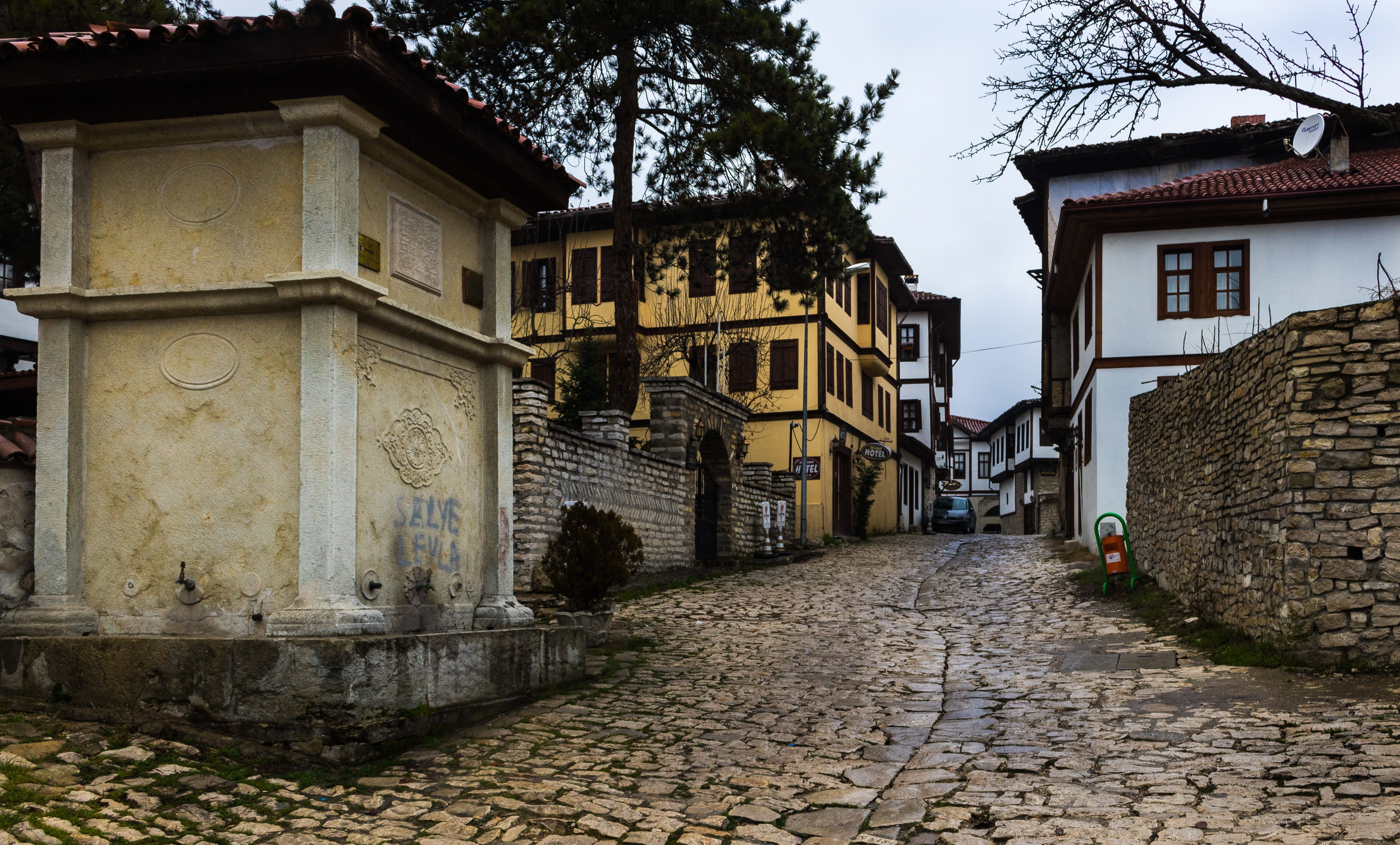 residential district, plant, built structure, city, home, nature, old, architecture, safranbolu, sky, nostalgia, minaret, the way forward, paving stone, HD Wallpaper