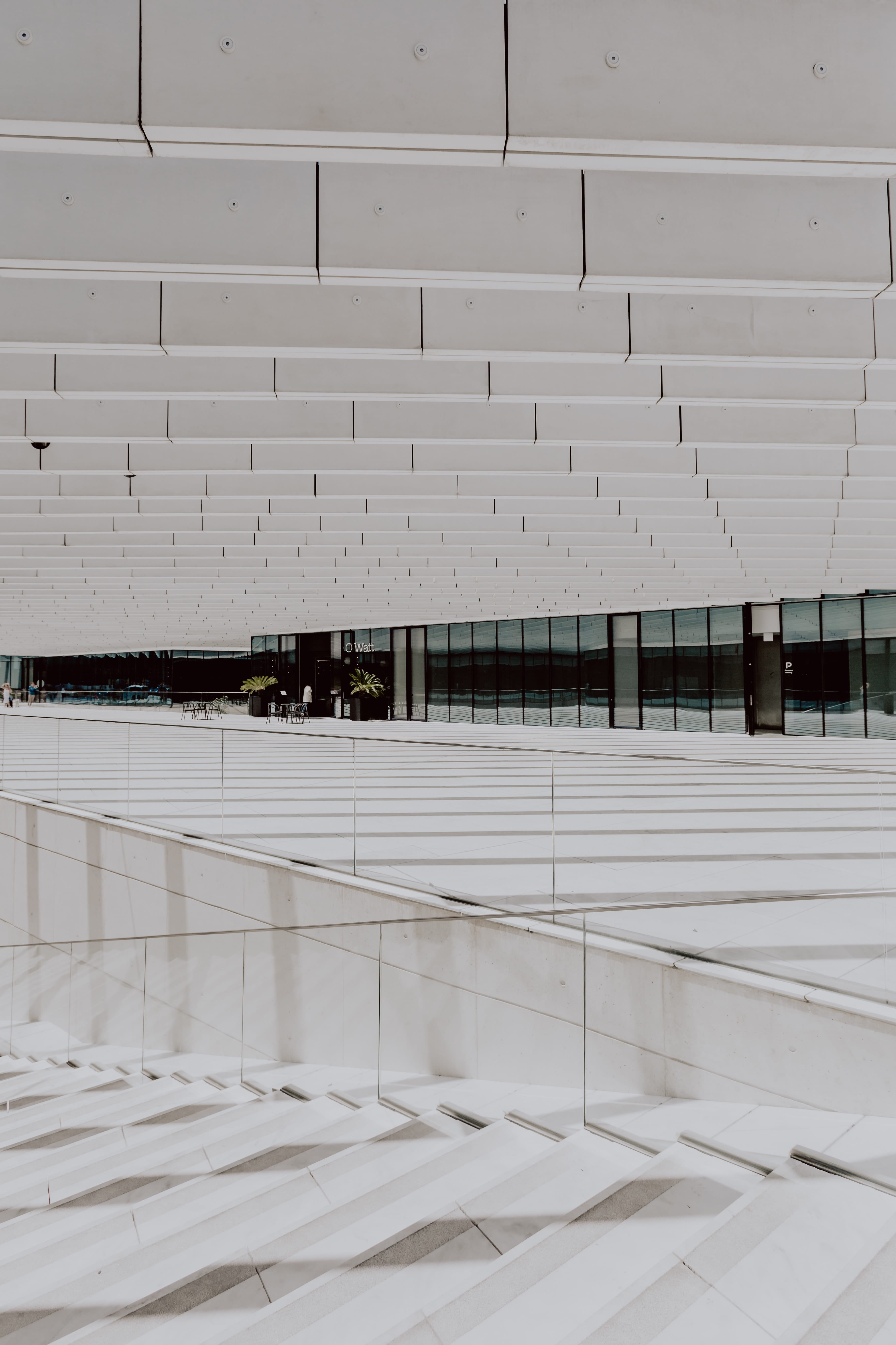 day, minimalist, architecture, portugal, glass - material, 5K, empty, ceiling, city, building, no people, lisbon, minimal, white color, absence, headquarters, Phone HD Wallpaper