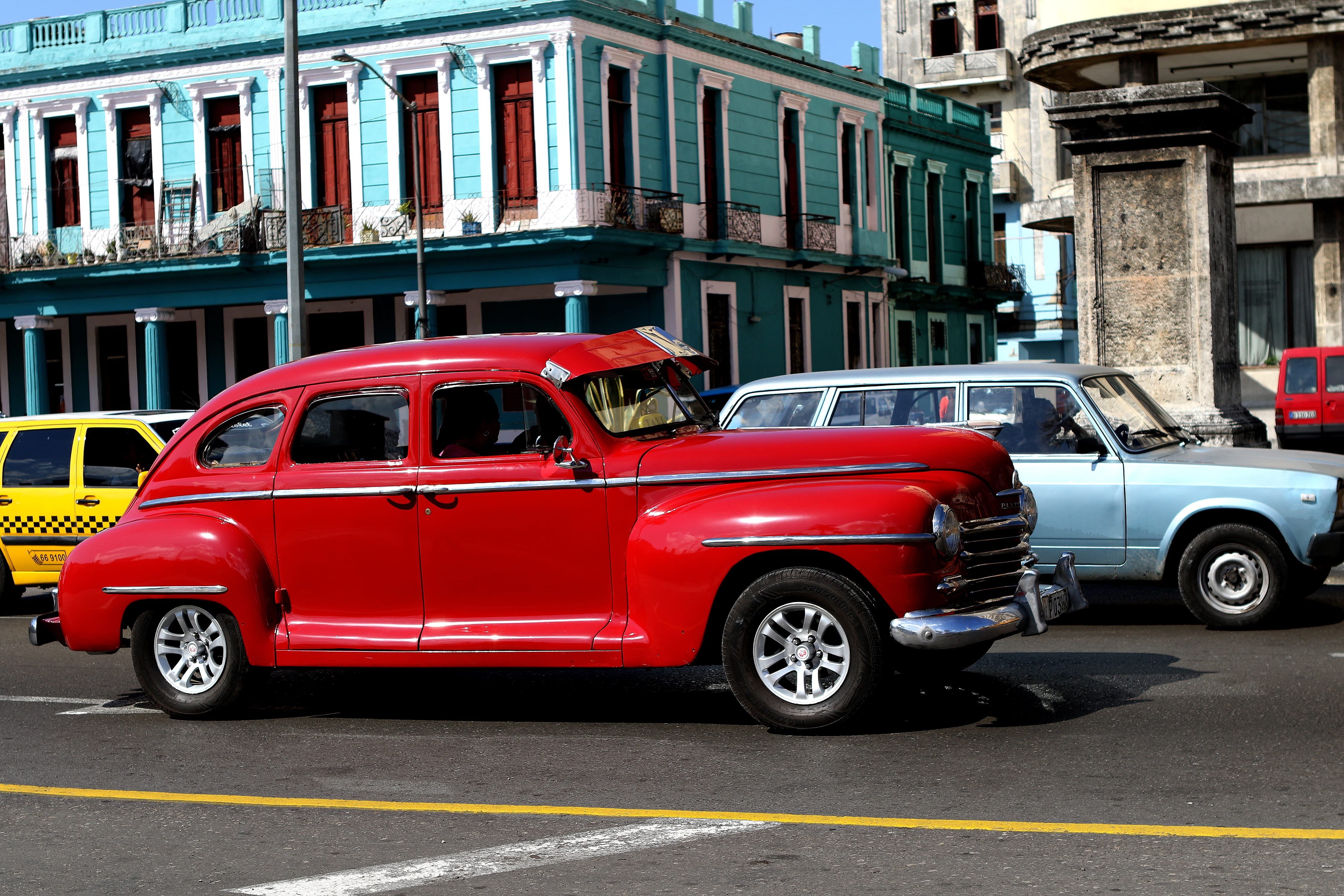 Old, motion, american, traffic, Havana, auto, Retro, car, icon, retro styled, day, no people, classic, Vintage, city, outdoors, vehicle, caribbean, red, HD Wallpaper