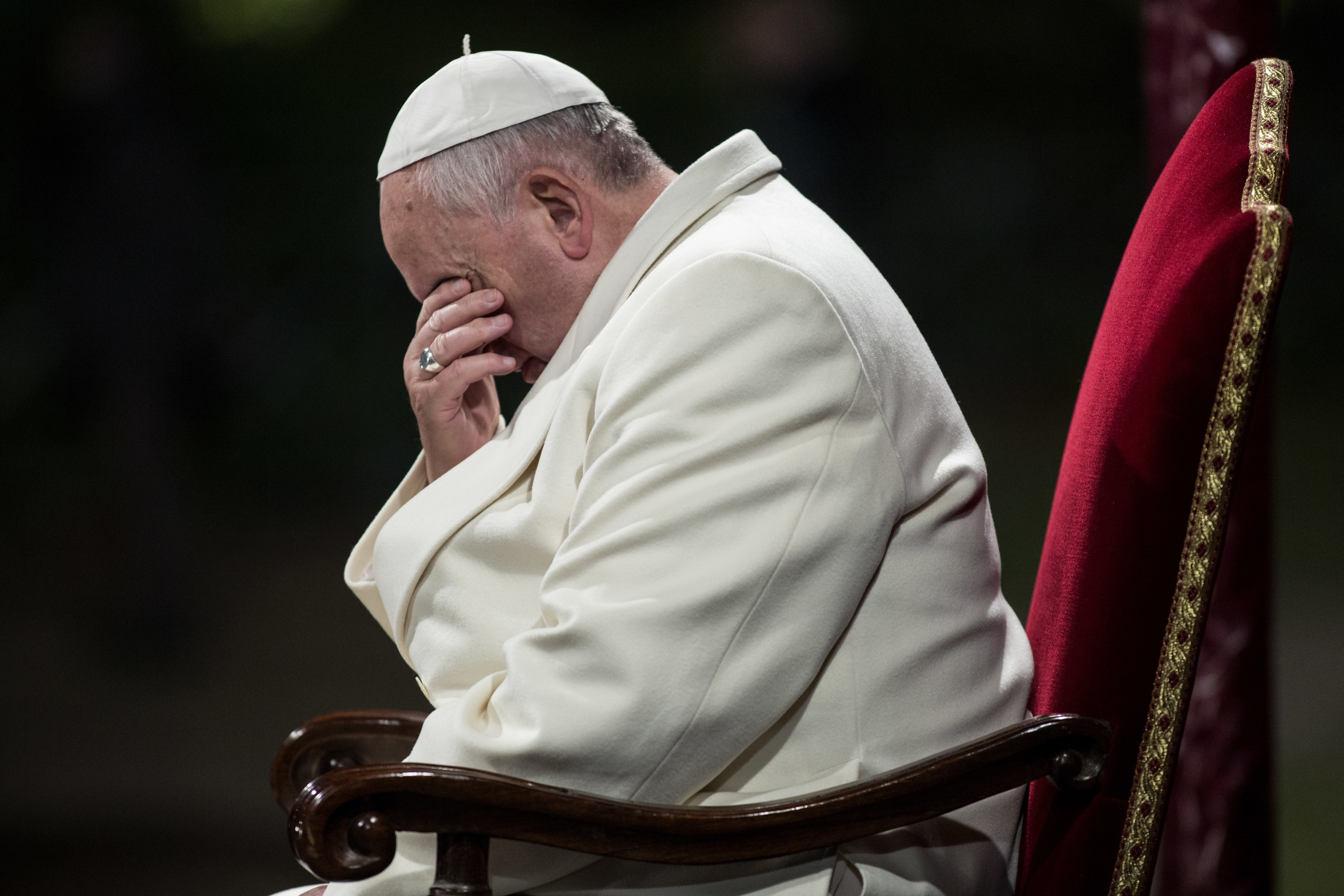 Pope Francis, pose, 5K, Francisco, Jorge Mario Bergoglio Sívori, HD Wallpaper