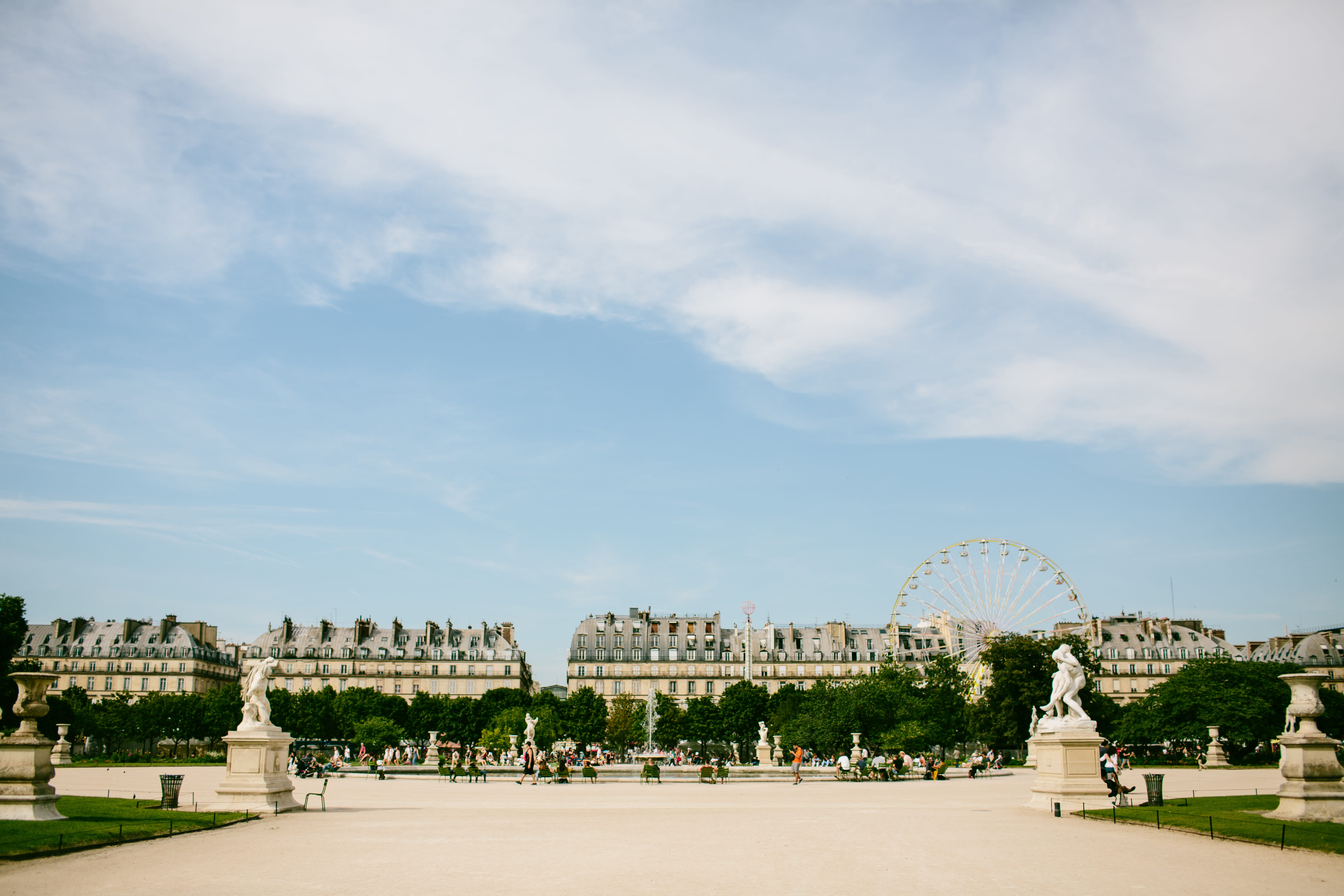 statuary, buildings, city garden, travel destinations, nature, city, outdoors, arts culture and entertainment, tuileries garden, people, building exterior, HD Wallpaper