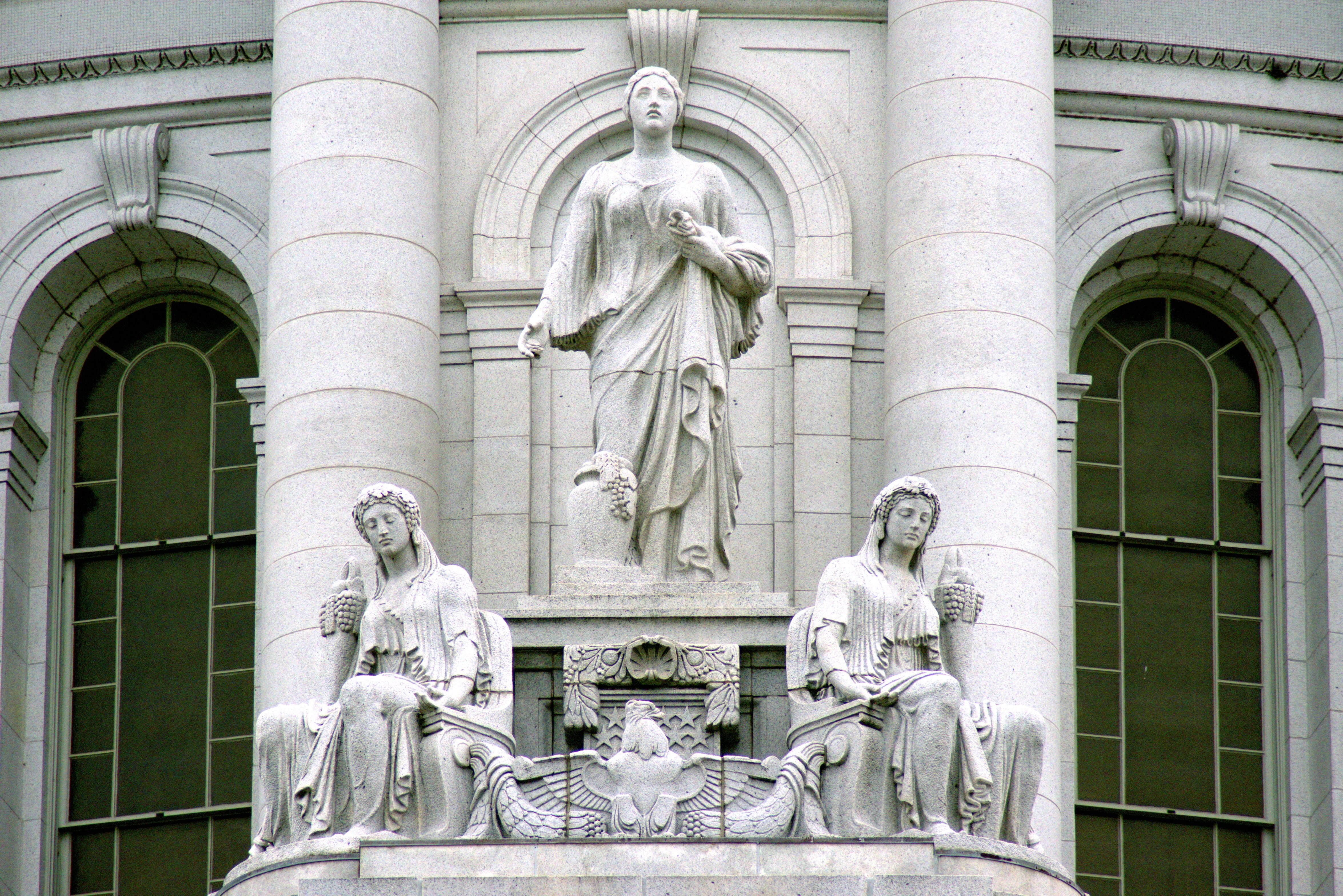 abundance, creativity, columns, female likeness, surface, craft, the past, statuary, statue, detail, madison, architecture, wisconsin, bethel white granite, HD Wallpaper
