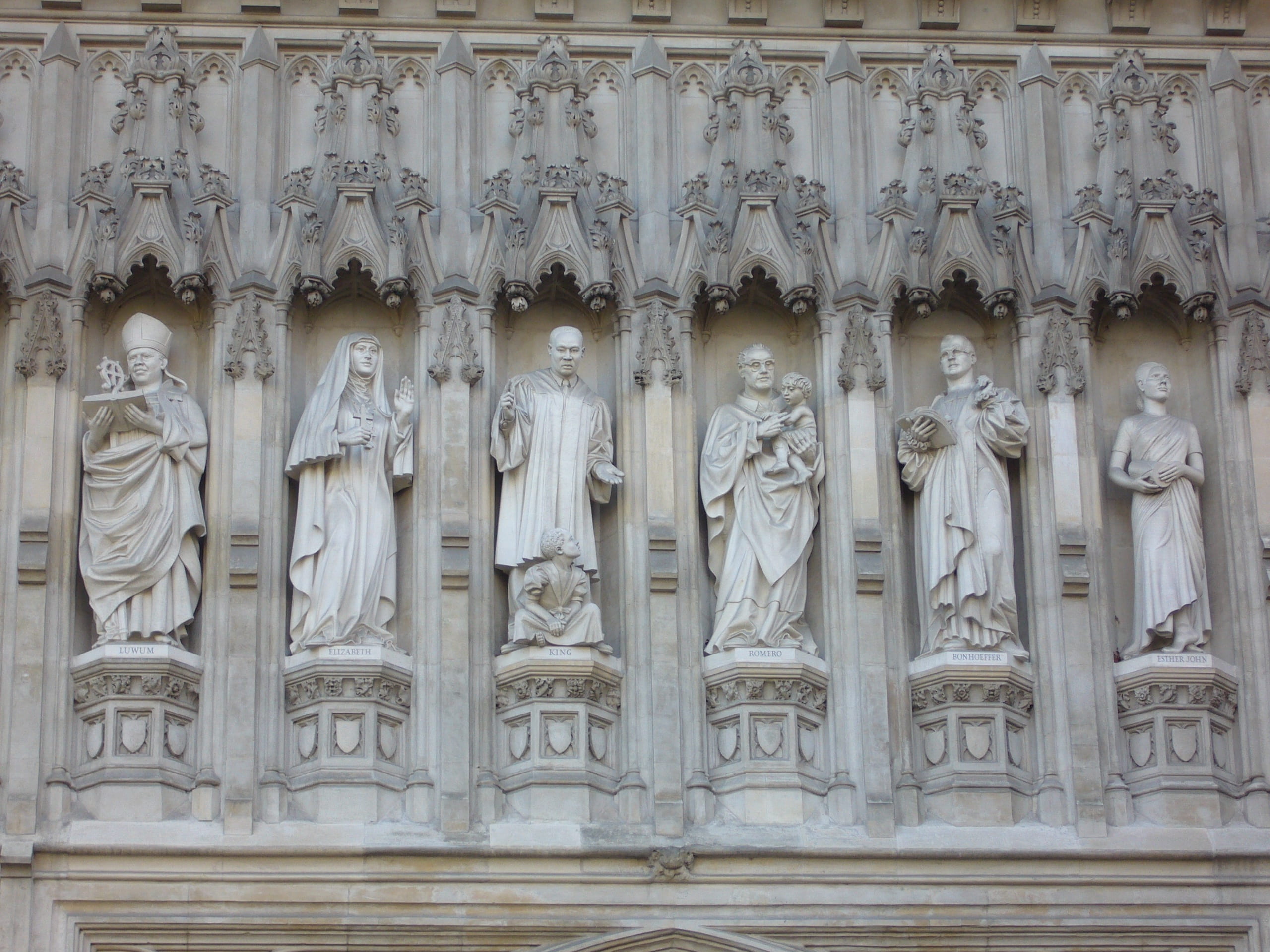 day, statuary, carving, cathedral, human representation, england, no people, creativity, craft, ornate, art and craft, spirituality, belief, great britain, HD Wallpaper