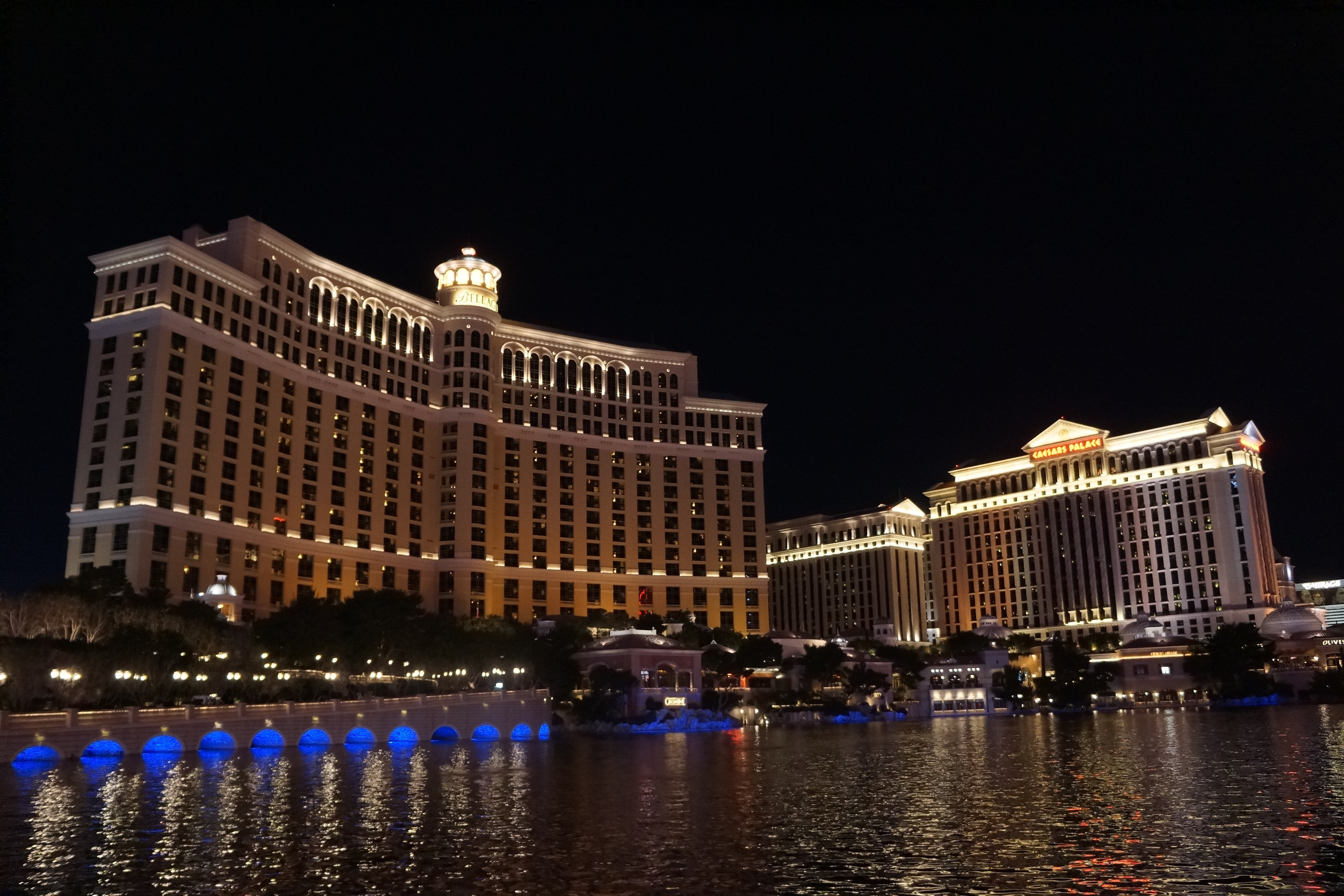nature, bellagio, bellagio fountains, building exterior, no people, gray, 5K, copy space, nevada, river, water, waterfront, las vegas, building, city, HD Wallpaper