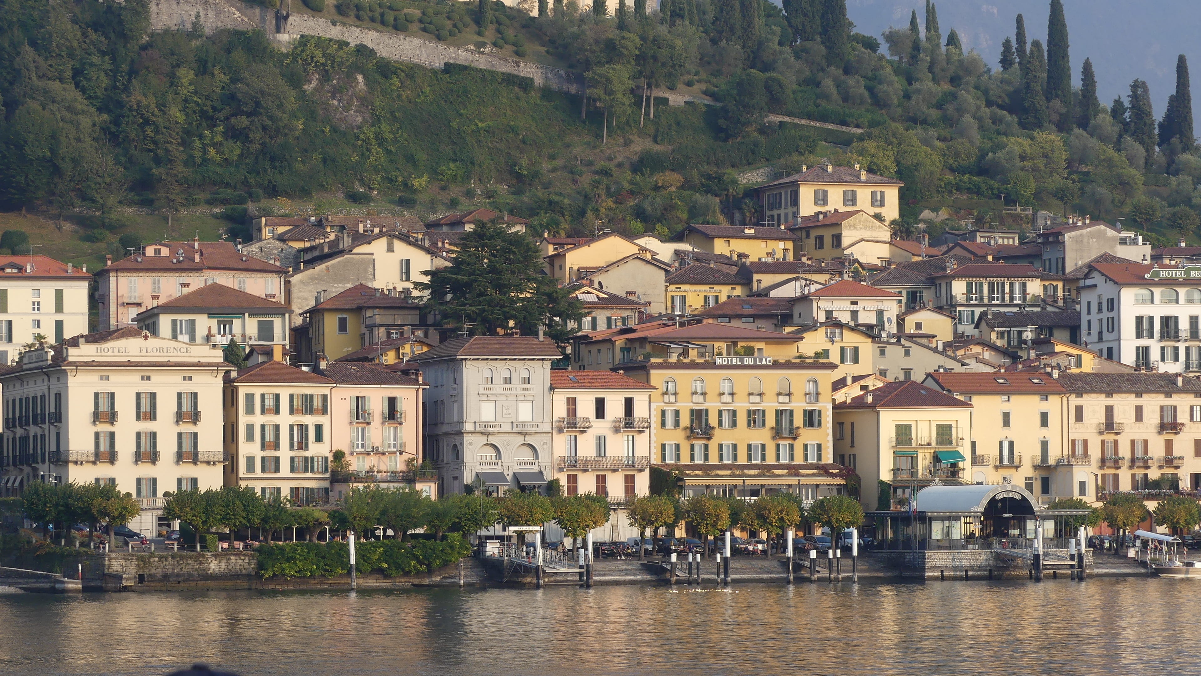 transportation, house, building, building exterior, land, italy, plant, cityscape, city, crowd, outdoors, nature, tree, lake como, community, town, water, HD Wallpaper