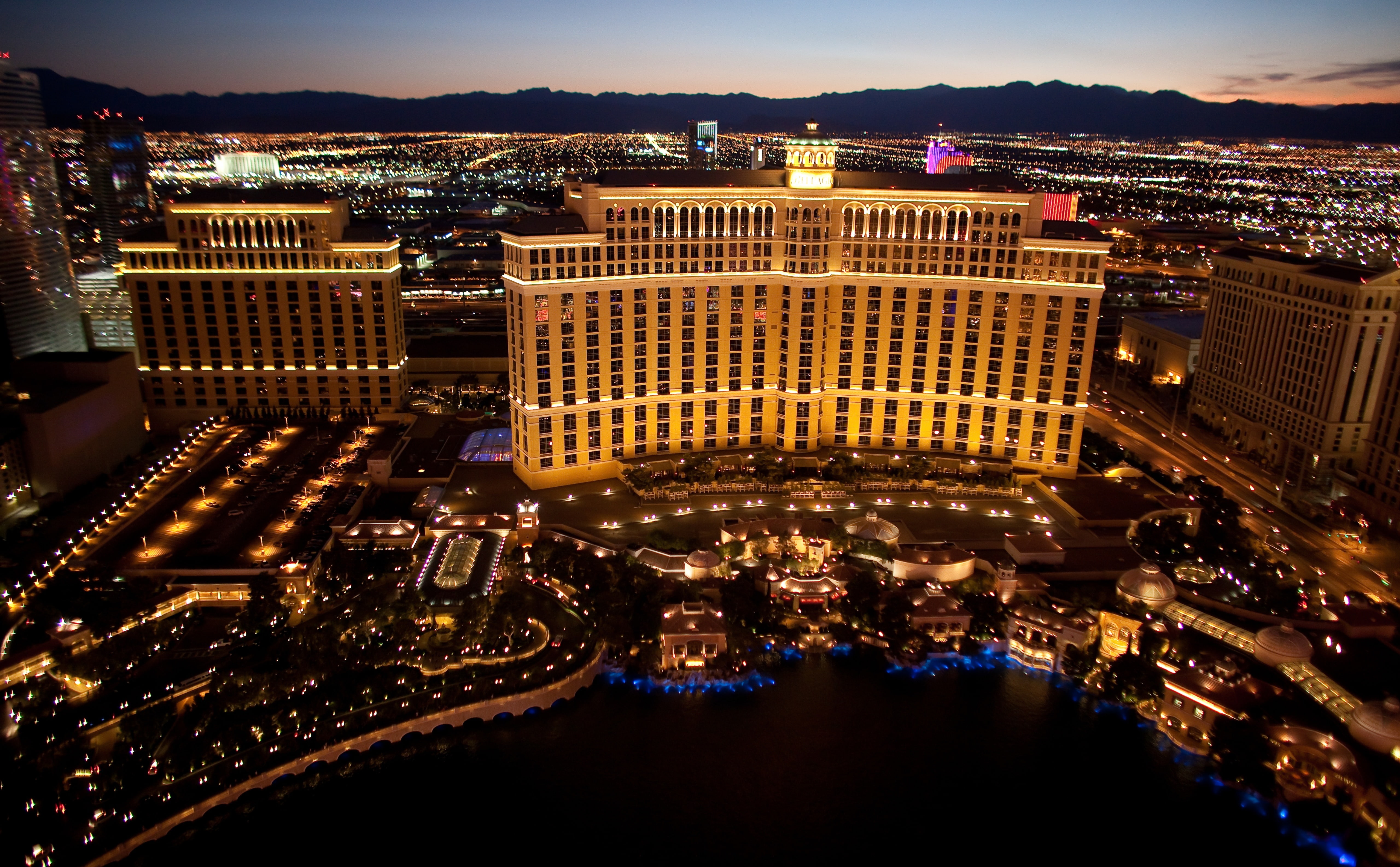 sky, architecture, illuminated, vegas, office building exterior, United States, city life, night, trip, built structure, Nevada, building exterior, Bellagio, HD Wallpaper