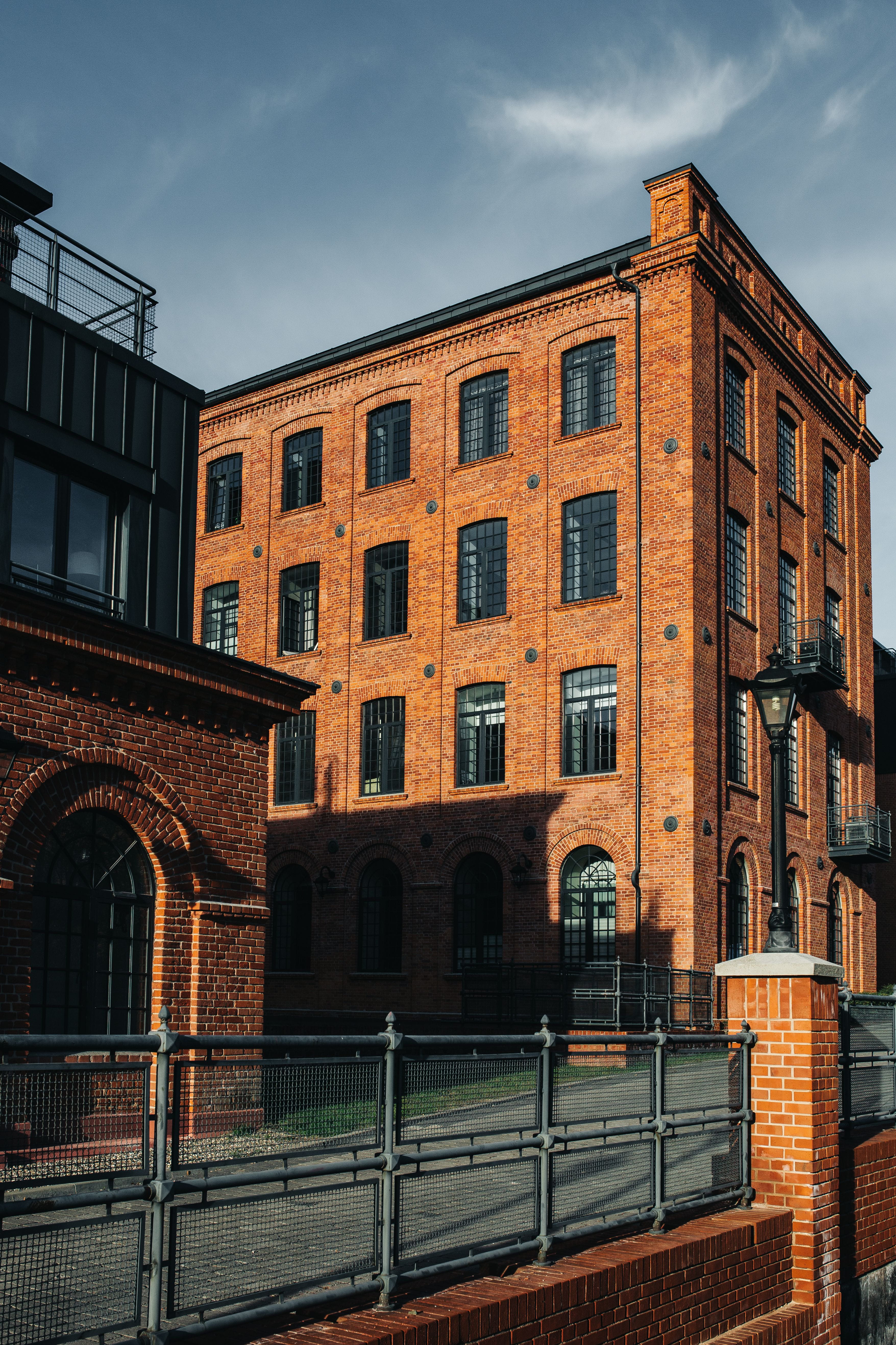 cloud - sky, railing, arch, day, no people, building, windows, Poland, city, Architecture of the city, buildings, Lodz, residential district, window, industrial, Phone HD Wallpaper
