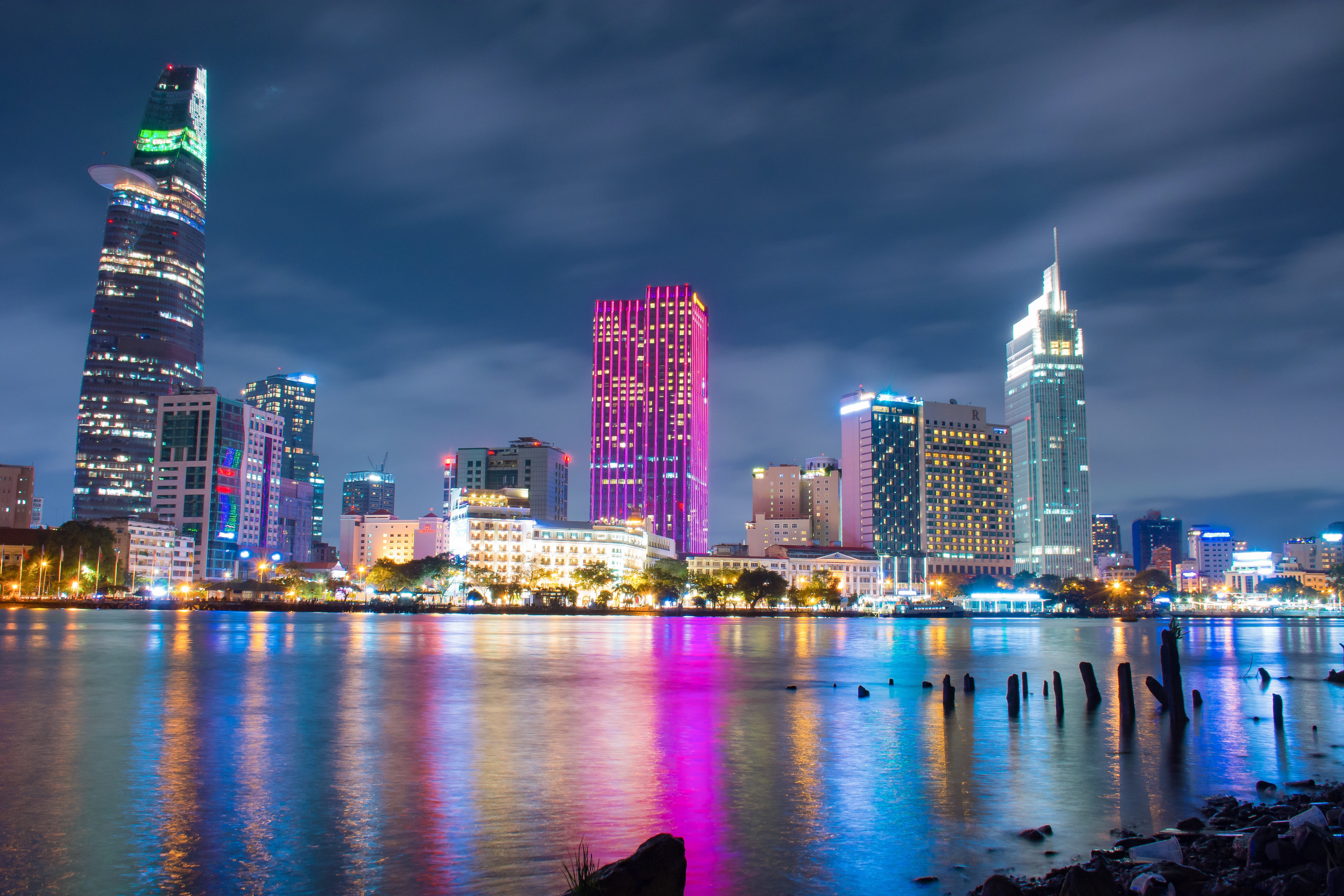 water, cityscape, financial district, 5K, city, building, office building exterior, exposure, skyscraper, modern, tall - high, beauty, landscape, reflection, HD Wallpaper