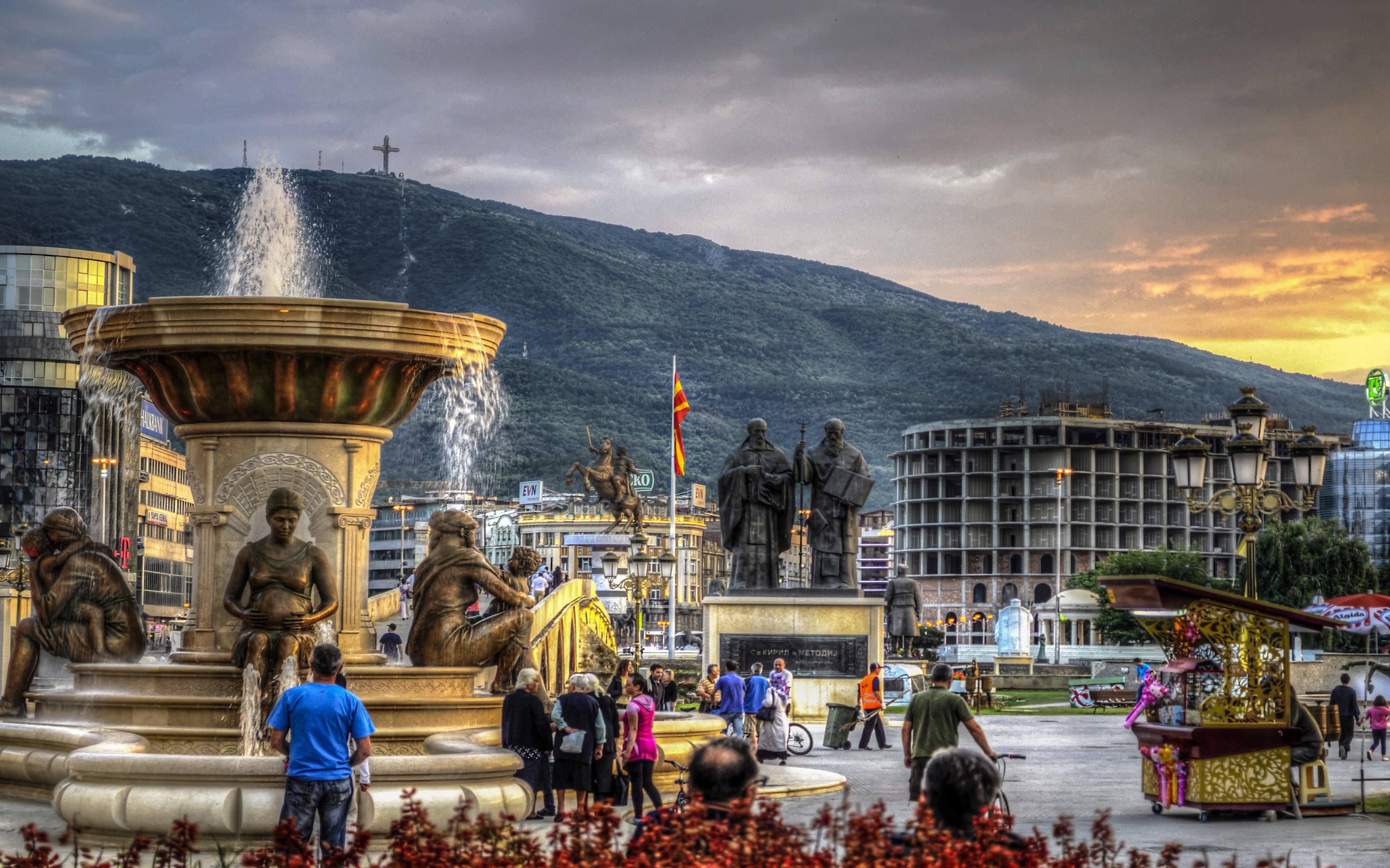 representation, skopje, building, karposhovo, crowd, group of people, incidental people, sky, built structure, leisure activity, belief, hd, republic, center, HD Wallpaper
