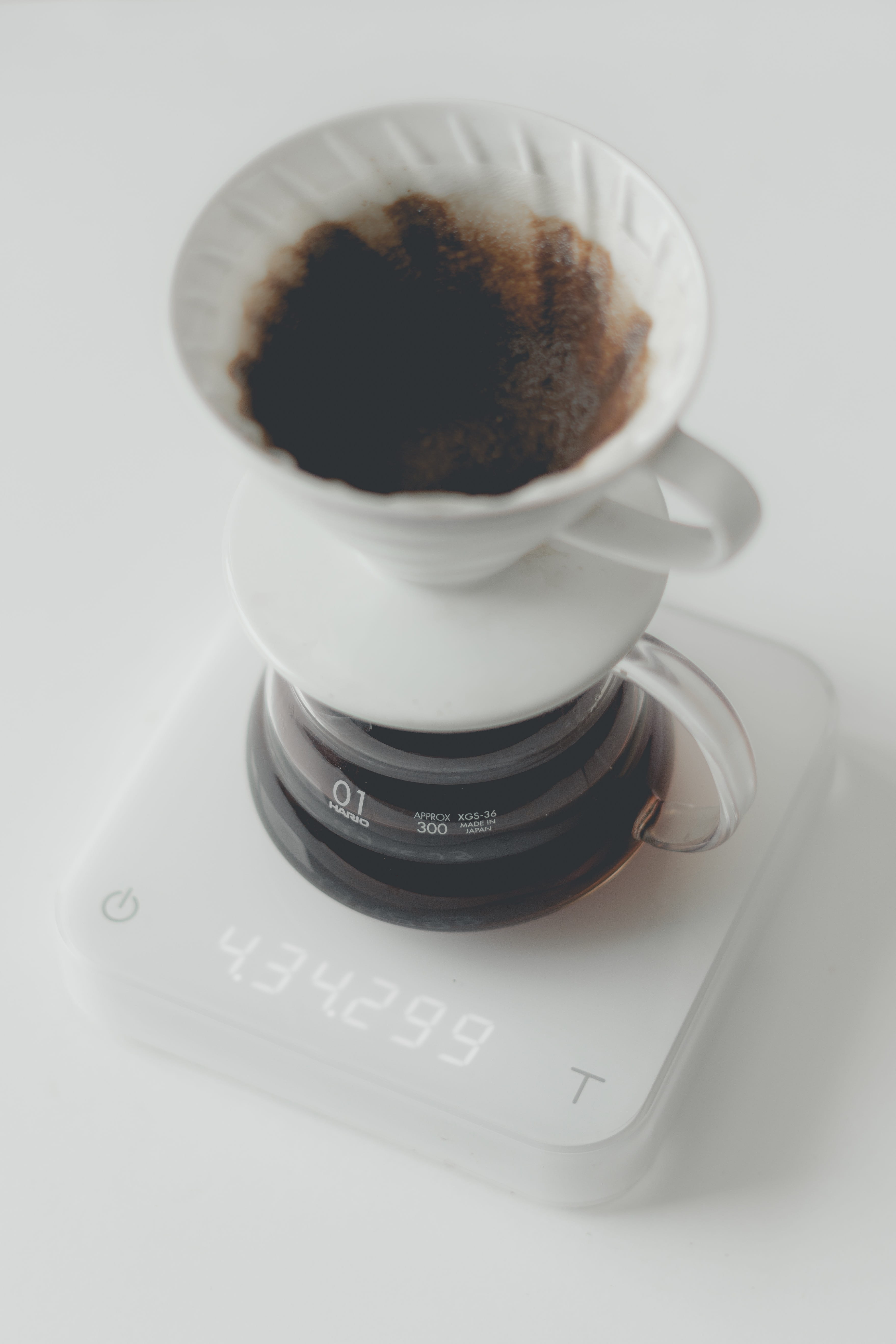 beverage, crockery, cafe, dish, food and drink, coffee, technology, container, sweets, no people, coffee cup, v60, drink, coffee dripper, non-alcoholic beverage, Phone HD Wallpaper