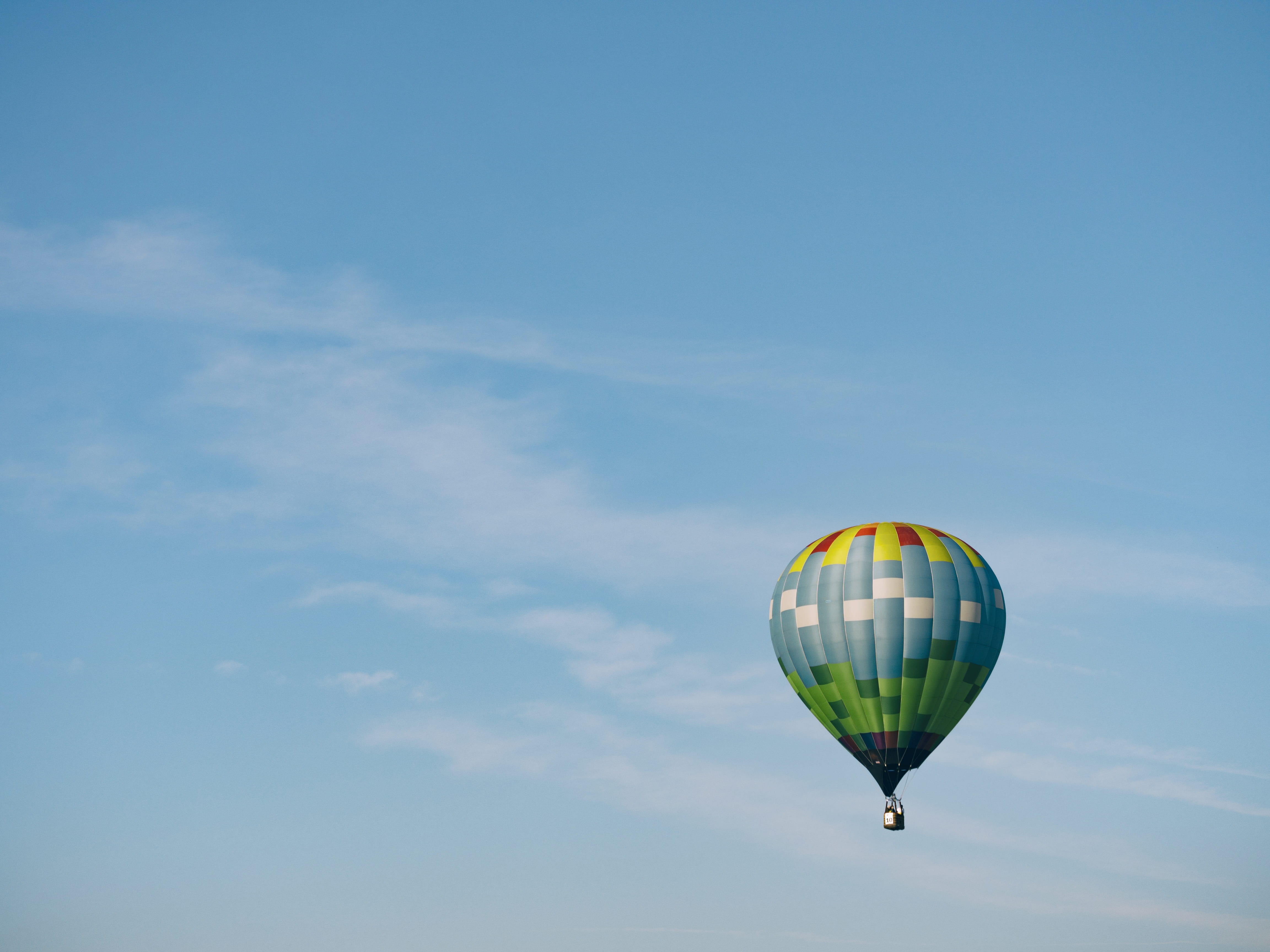 no people, balloon, air Vehicle, sport, blue, air, fun, cloud - sky, excitement, hot Air Balloon, multi, sky, basket, parachute, mode of transportation, HD Wallpaper