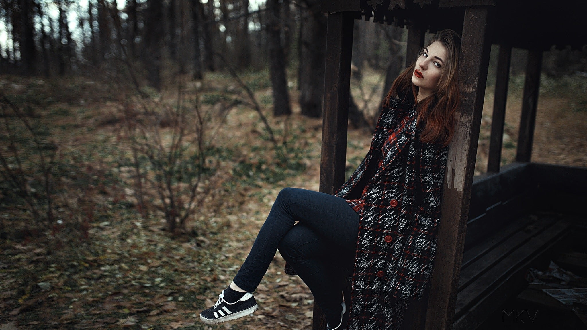 land, leisure activity, lifestyles, sneakers, one person, tree, pants, contemplation, warm clothing, three quarter length, hairstyle, shirt, nature, adult, HD Wallpaper