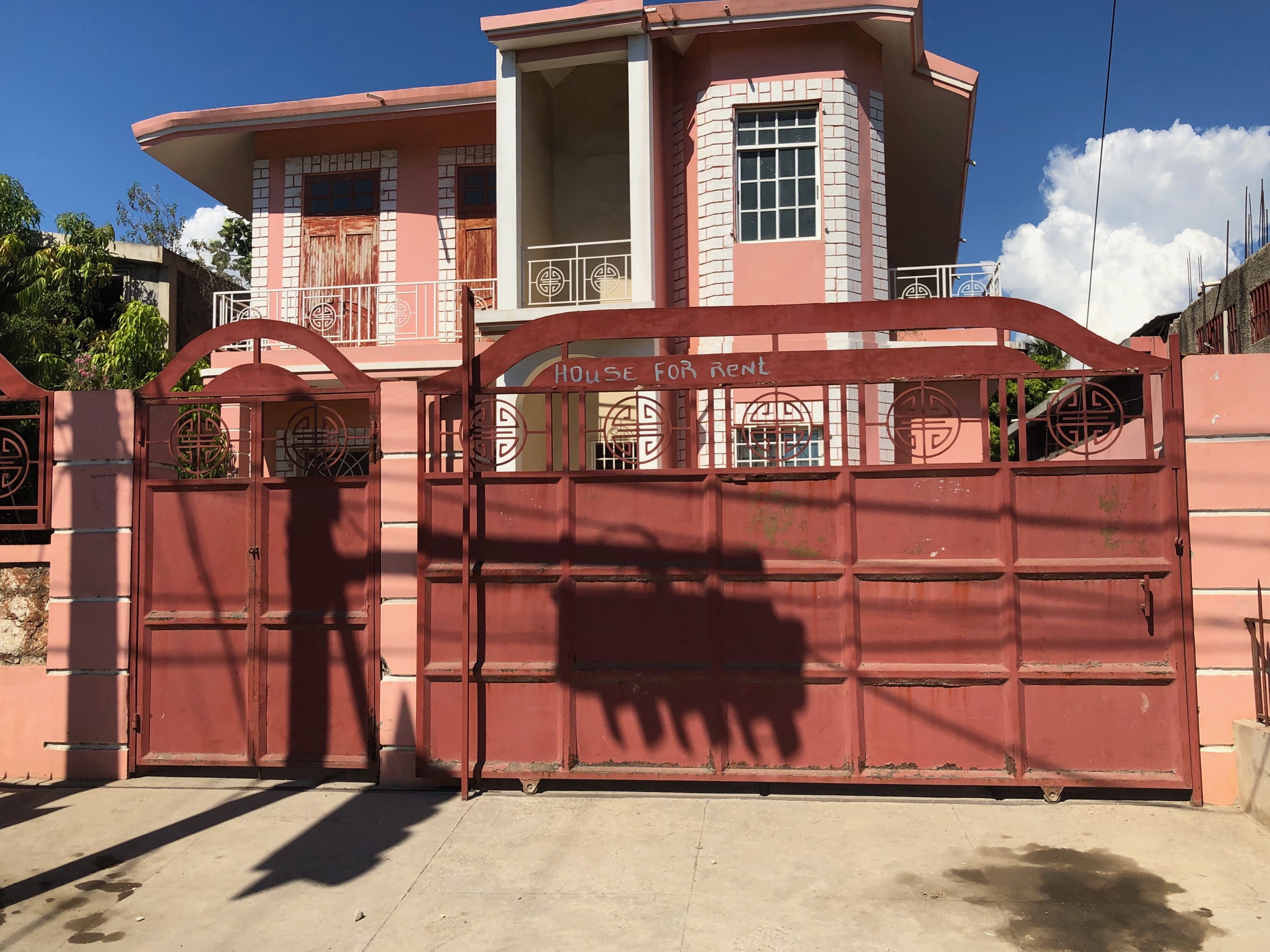Pink, monastery, building, hacienda, entrance, nature, brick, handrail, mansion, street, no people, sky, school, patio, day, door, house, Haiti, housing, HD Wallpaper