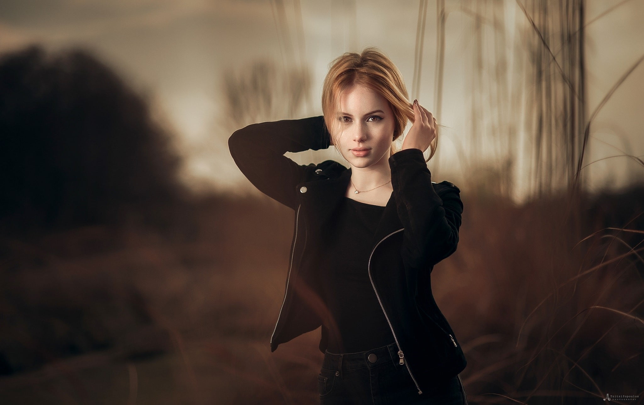 three quarter length, focus on foreground, women, front view, hair, depth of field, hairstyle, portrait, black jackets, young women, standing, adult, jacket, HD Wallpaper