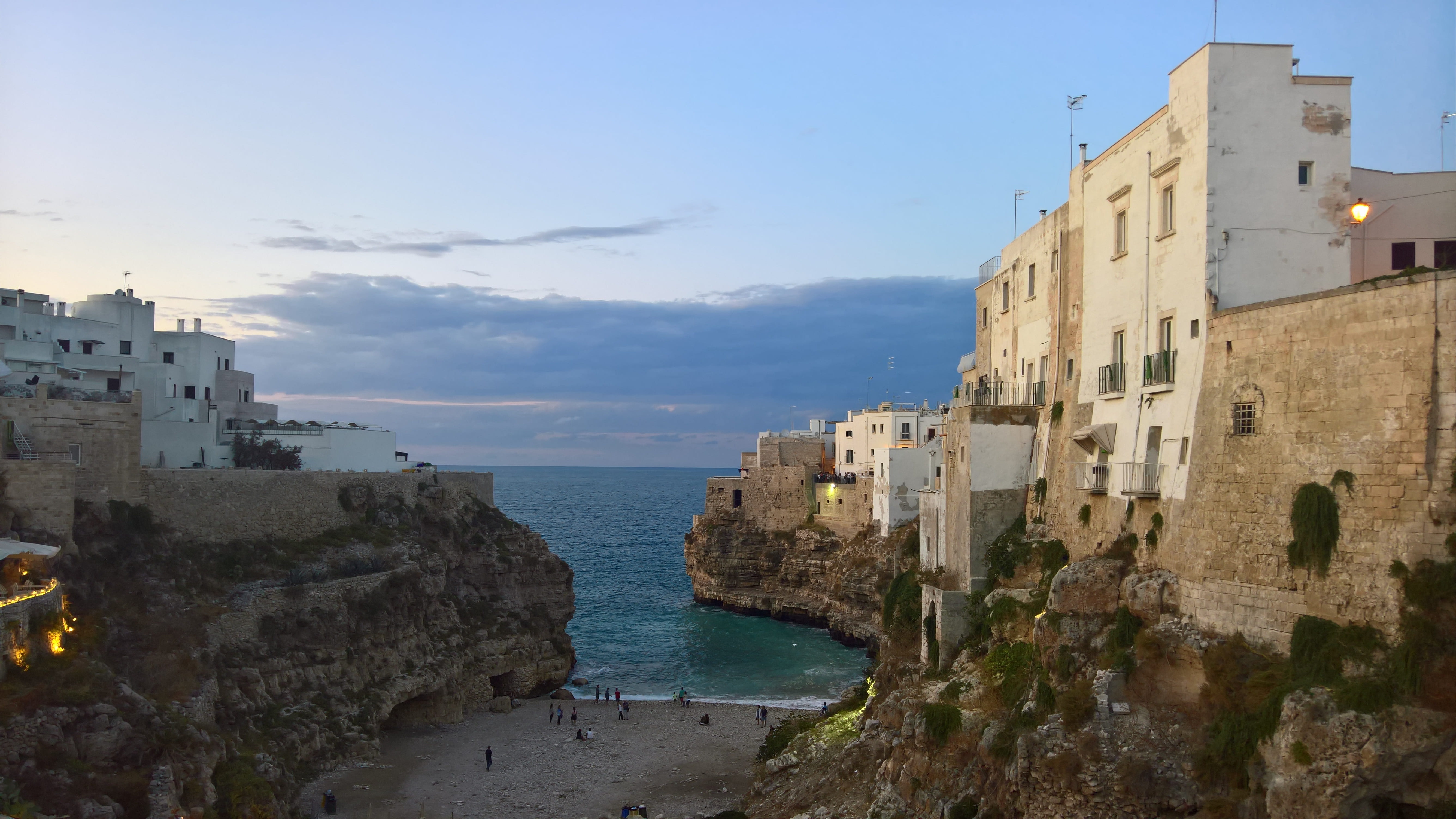 apulia, residential district, polignano, houses, history, beach, ocean, near, land, architecture, old, outdoors, the balcony, 5K, sky, built structure, HD Wallpaper