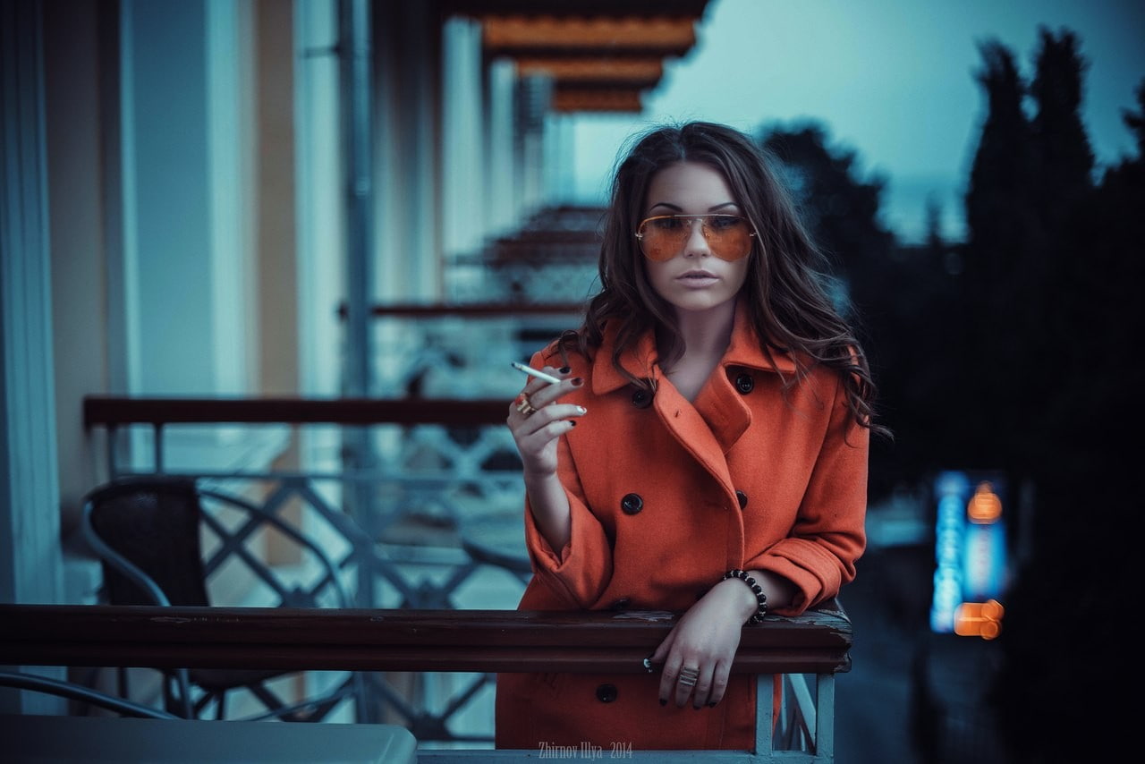 smoking, 720P, brunette, women, wavy hair, balcony, cigarettes, Ilya Zhirnov, model, sunglasses, HD Wallpaper