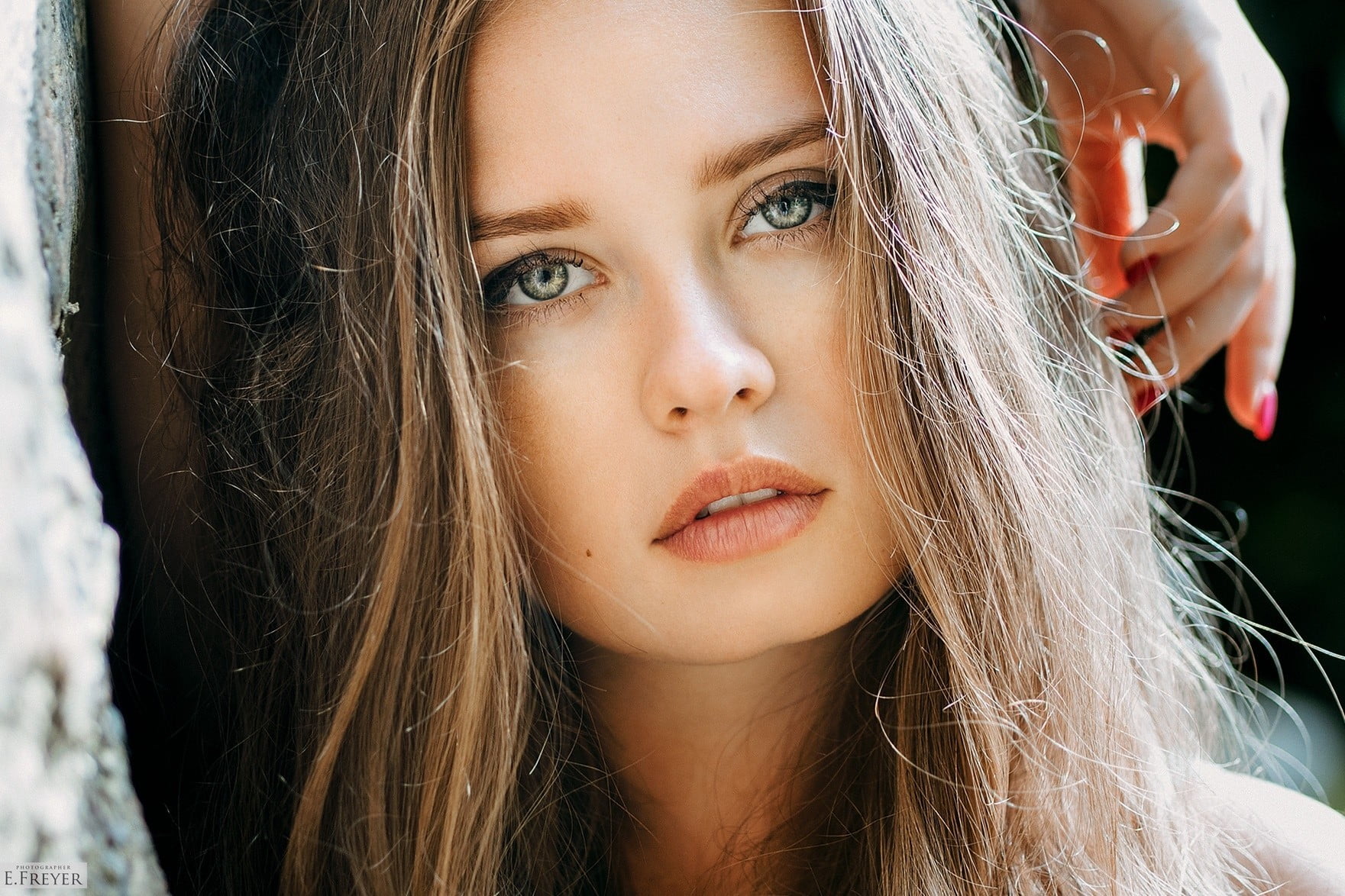 one person, human face, make-up, hair, human hair, women, close-up, young women, lifestyles, human body part, nail, long hair, young adult, teenager, real people, HD Wallpaper