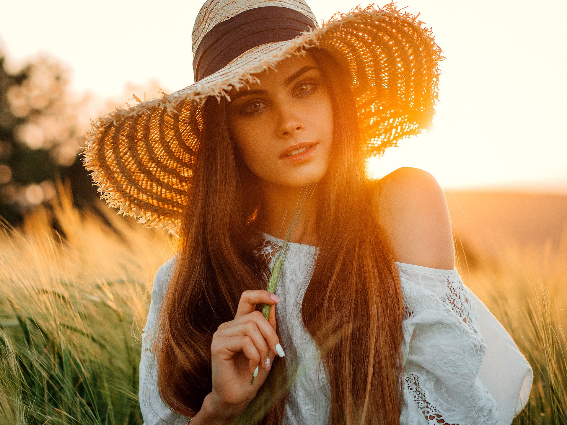 one person, portrait, happiness, beautiful woman, land, hair, Evgeny Freyer, outdoors, sky, summer, young adult, beauty, sunlight, adult, nature, lens flare, HD Wallpaper