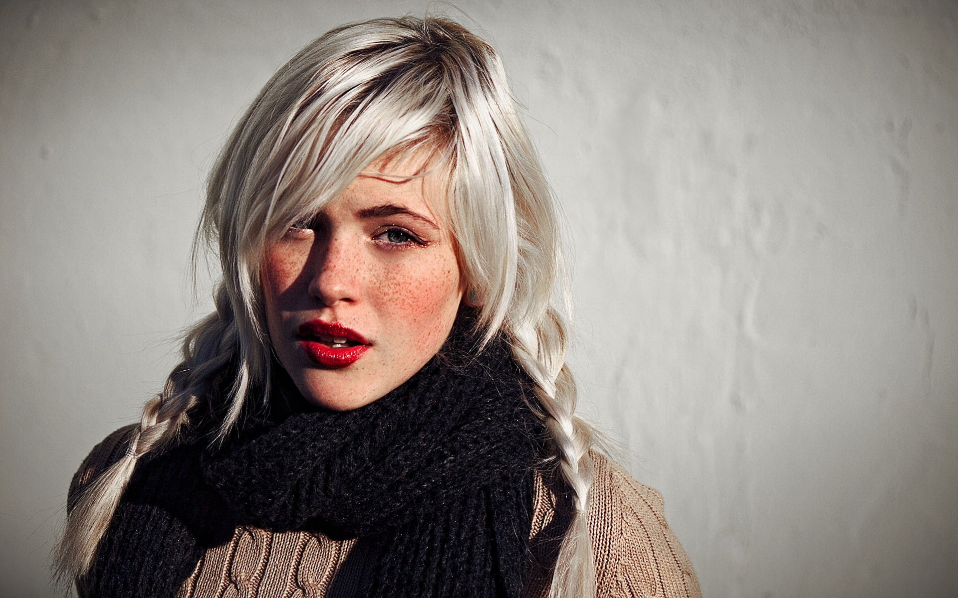 clothing, hair, long hair, blond hair, scarf, headshot, human hair, wall - building feature, looking at camera, warm clothing, sweater, model, adult, white hair, HD Wallpaper