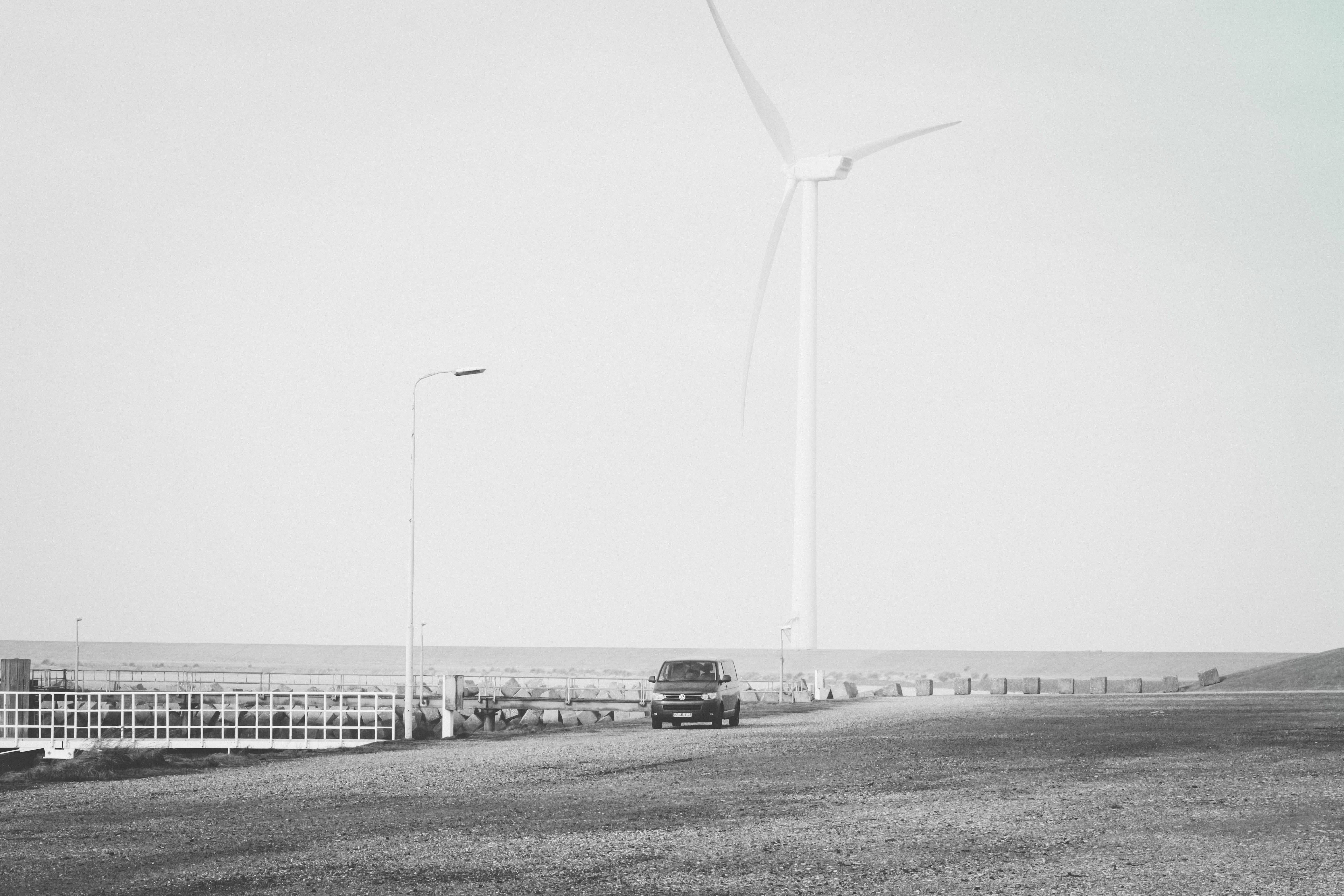 land vehicle, nature, renewable energy, t5, day, sea, sand, vw, transportation, bulli, mode of transportation, 5K, copy space, wind turbine, land, sky, HD Wallpaper