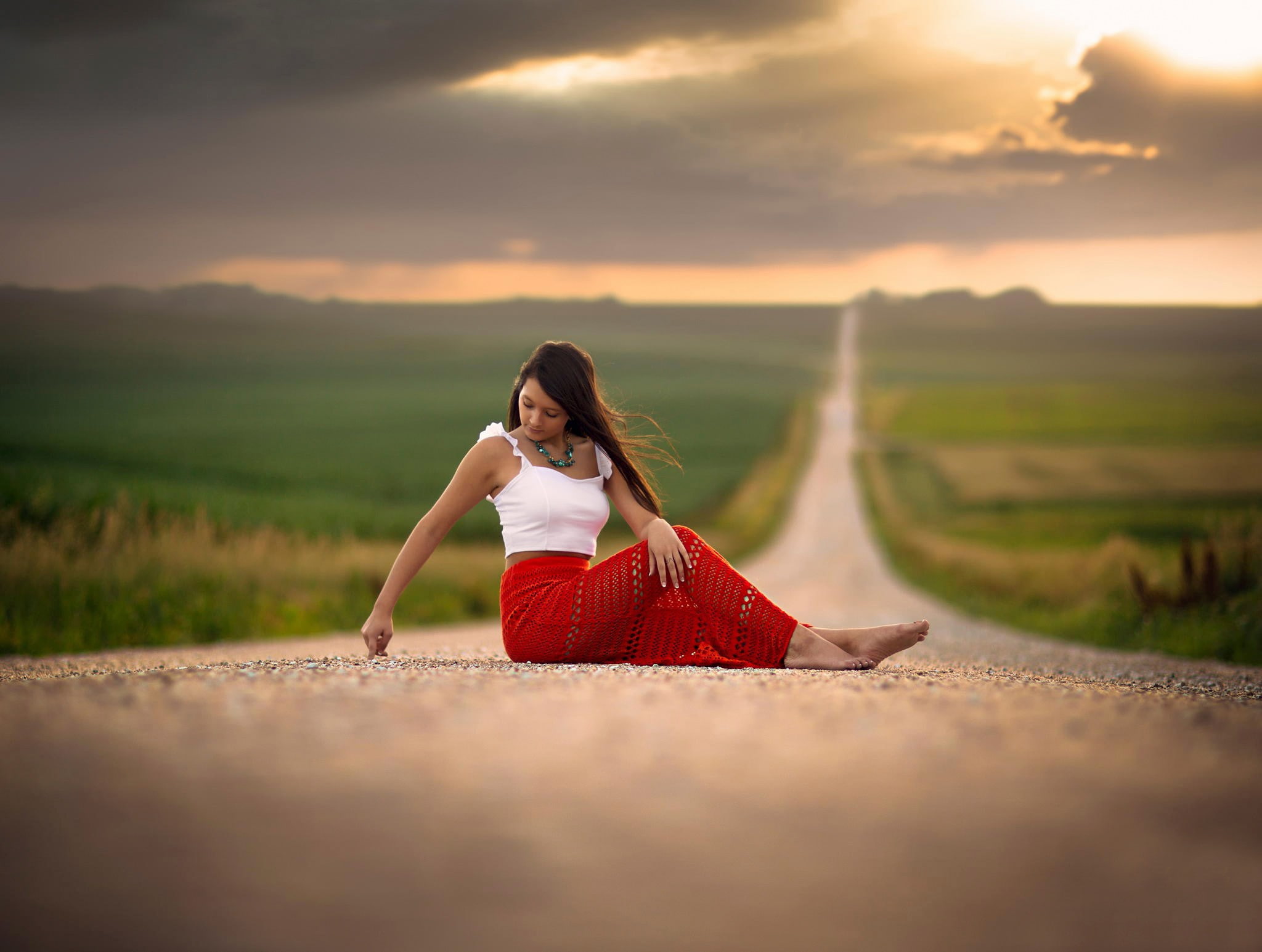 barefoot, road, girl, space, bokeh, barefoot girl, 1080P, HD Wallpaper