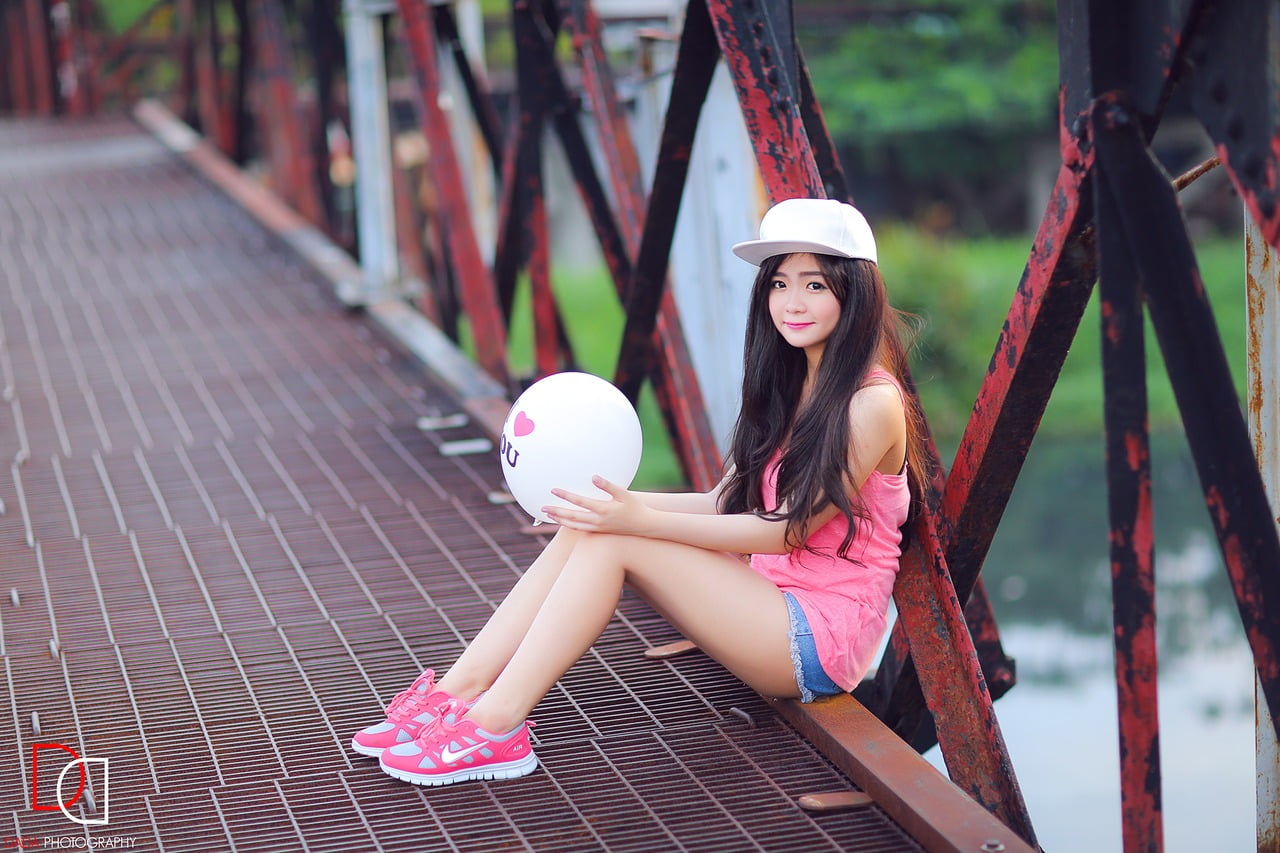 long hair, one person, outdoors, young women, women, hat, hair, fashion, leisure activity, Asian, brunette, camisole, jean shorts, casual clothing, lifestyles, HD Wallpaper
