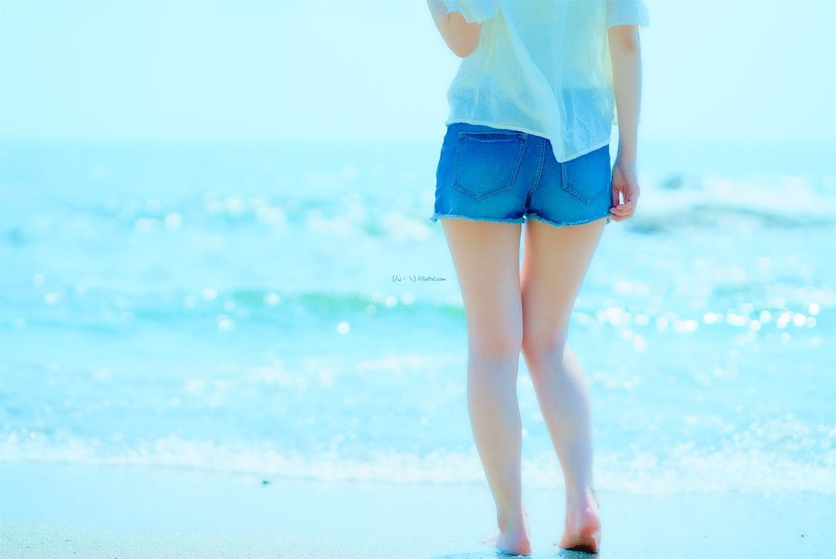 top, day, outdoors, women, blue, nature, white, body part, standing, water, denim, 480P, Japan, s, horizon over water, low section, land, barefoot, beach, HD Wallpaper