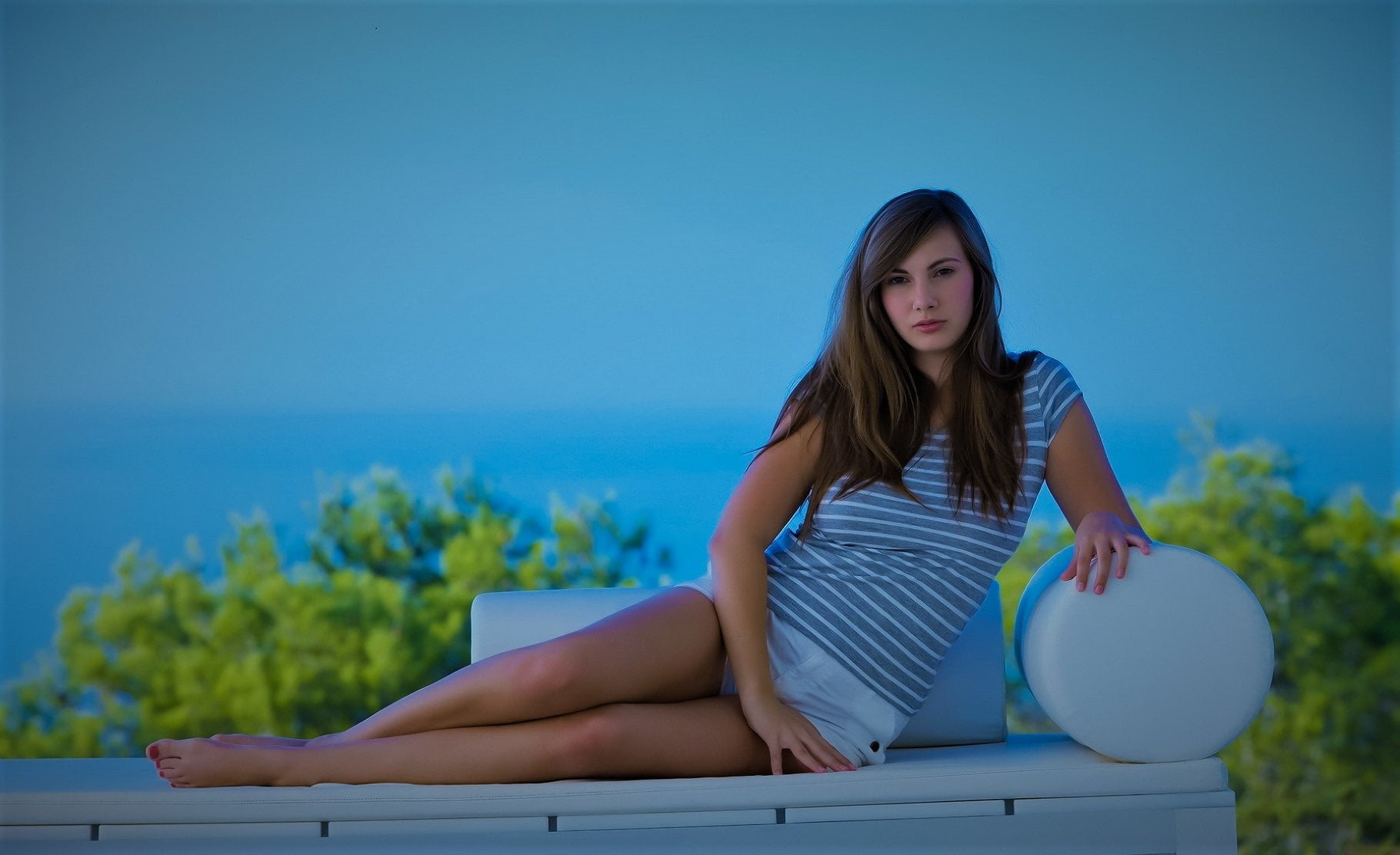 three quarter length, young women, day, adult, Model, outdoors, hairstyle, real people, sitting, women, leisure activity, hair, long hair, Connie Carter, HD Wallpaper
