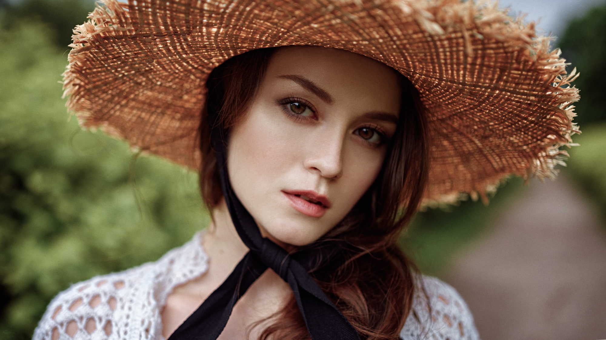 depth of field, brunette, women, outdoors, portrait, Anastasia Zonova, women with hats, bokeh, model, women outdoors, 1080P, straw hat, Georgy Chernyadyev, HD Wallpaper