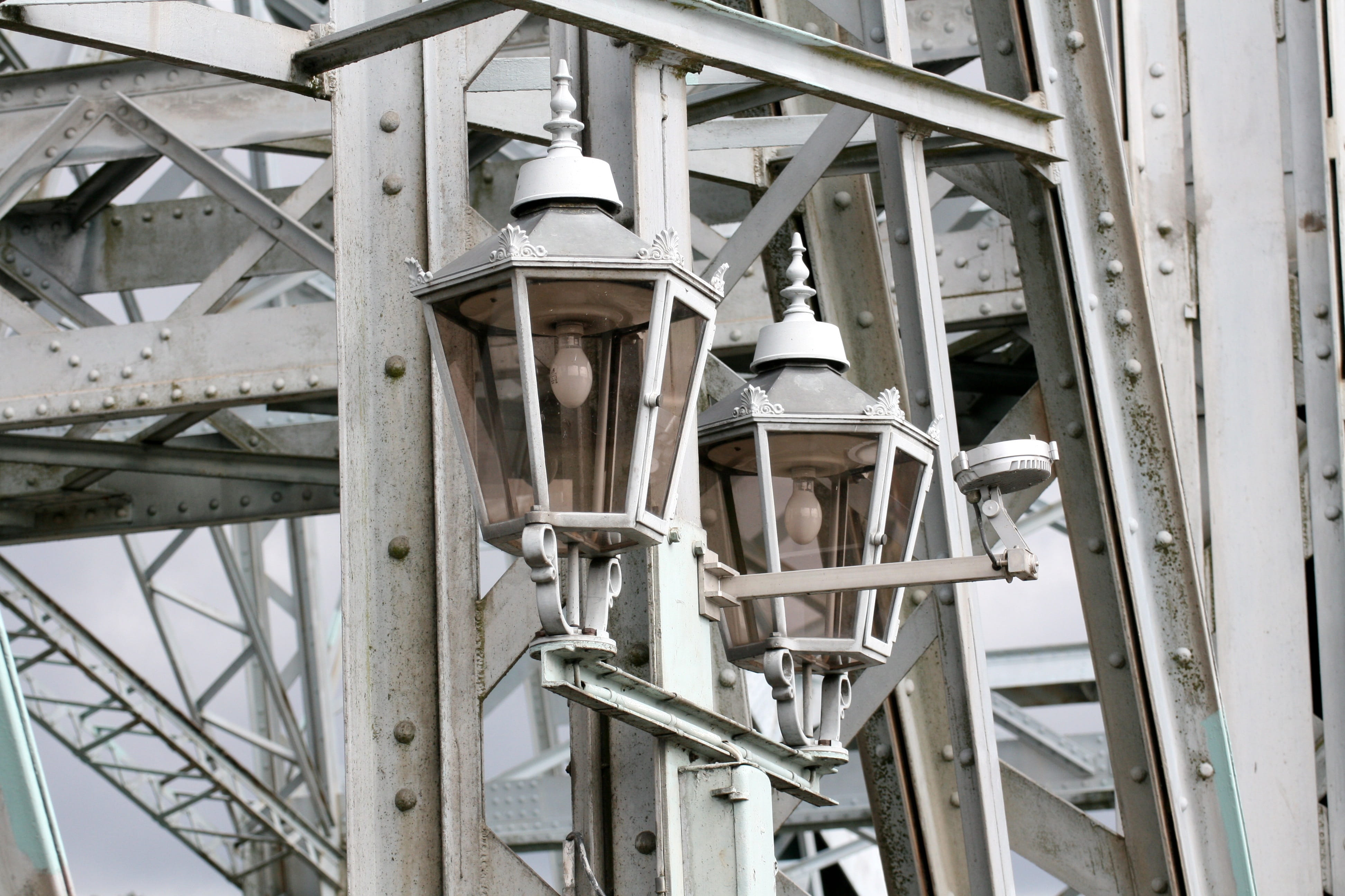 steel, Lamp, connection, no people, technology, built structure, construction site, 4K, dresden, landmark, construction industry, pattern, street lamp, HD Wallpaper