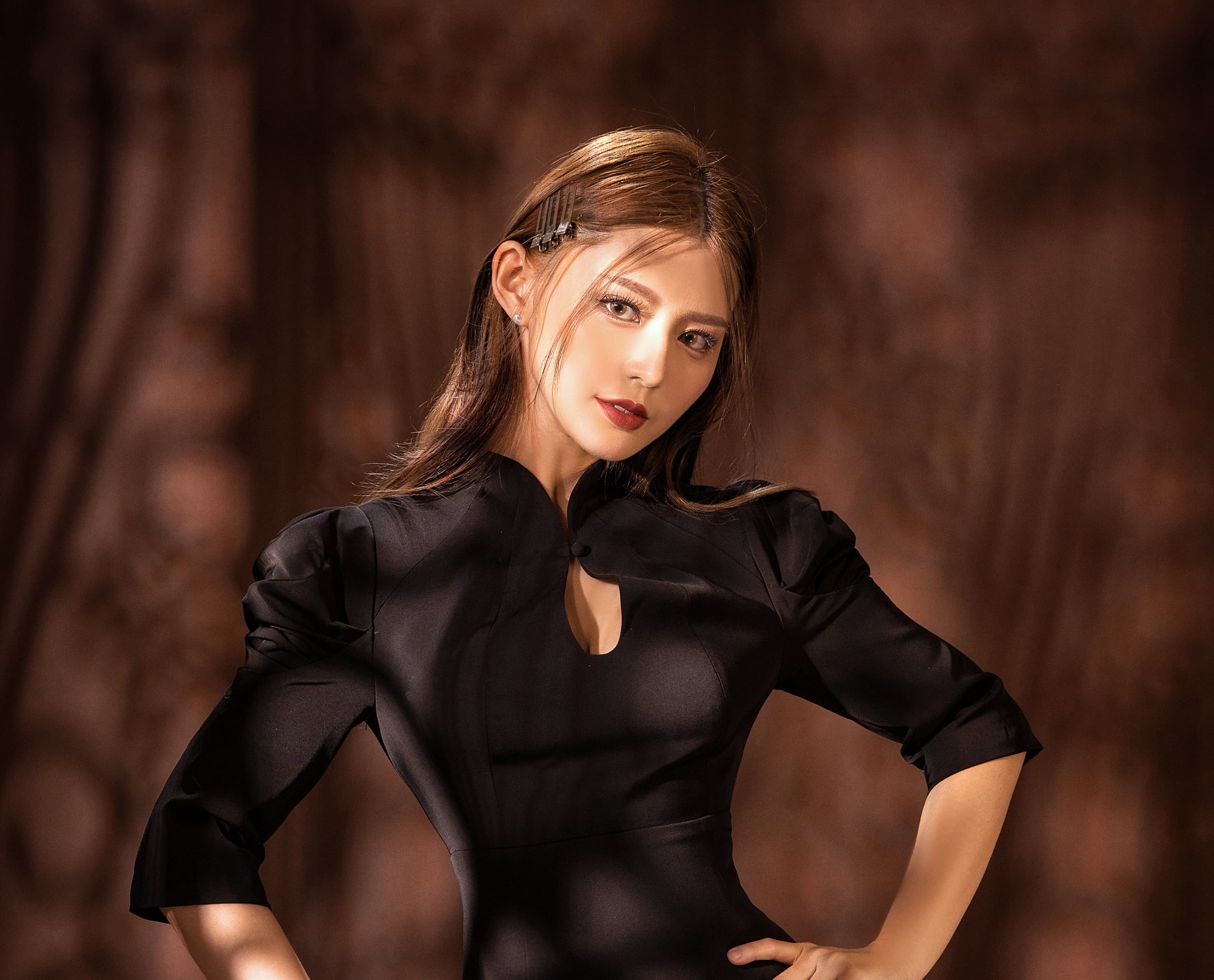2K, brunette, long hair, women, Asian, depth of field, hair pins, black dress, model, HD Wallpaper