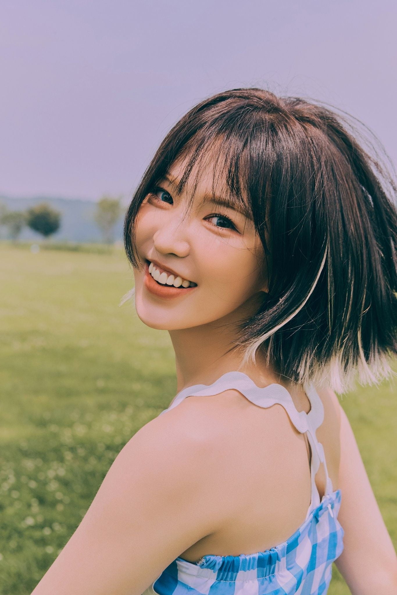 1080P, women, Korean, singer, outdoors, Asian, Wendy (Red Velvet), blue eyes, short hair, Phone HD Wallpaper
