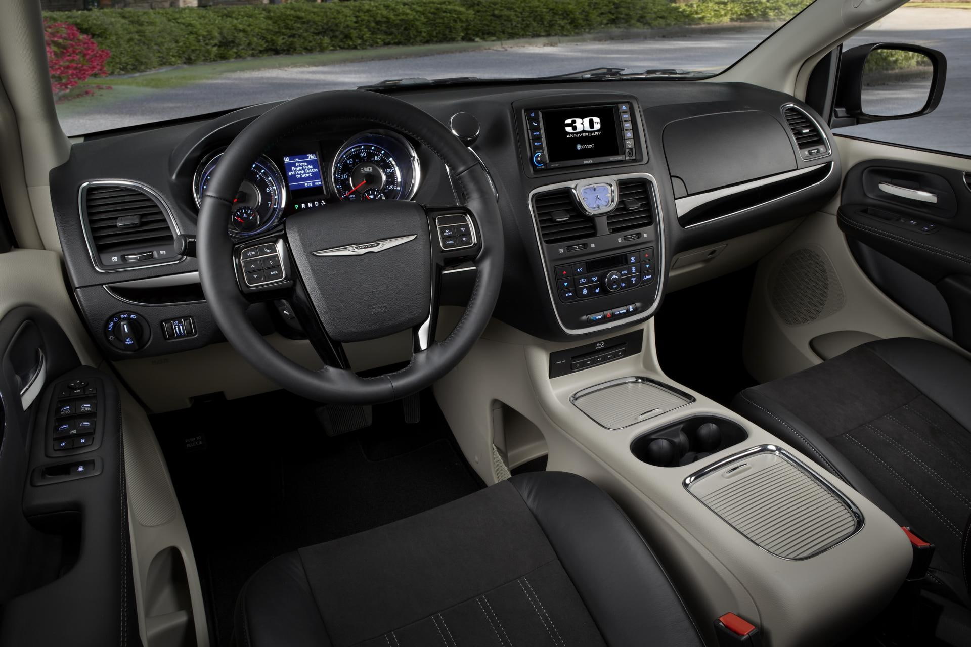 country, town, chrysler, 1080P, amp, s, car, n, minivan, HD Wallpaper