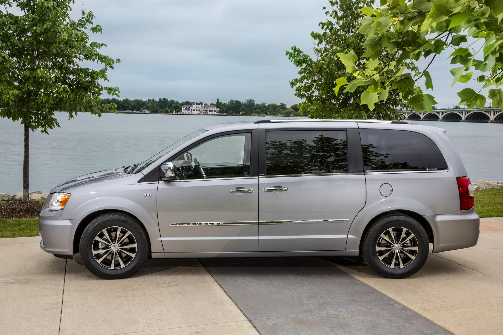 car, country, chrysler, 1080P, s, minivan, n, amp, town, HD Wallpaper