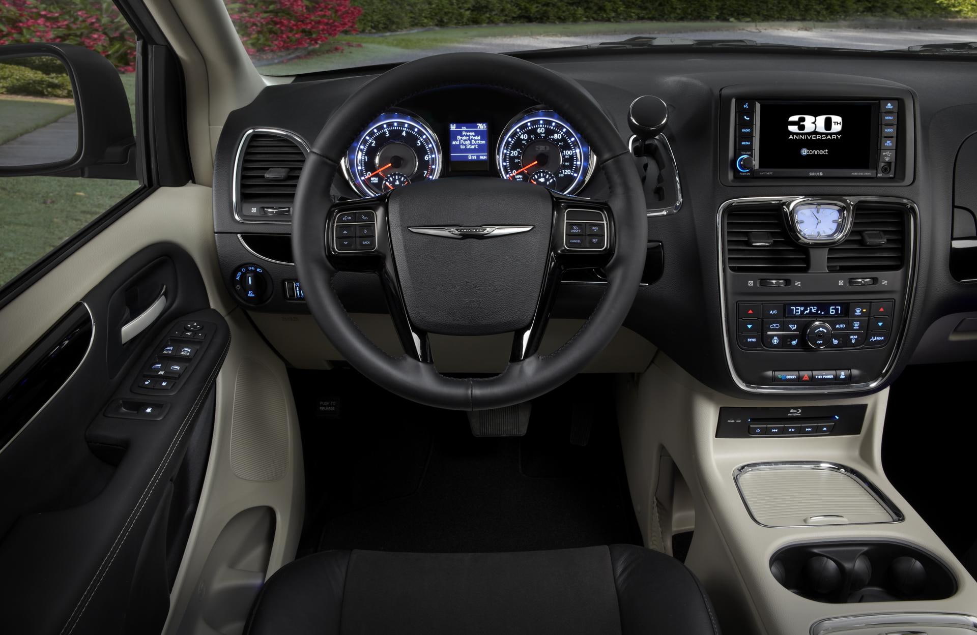 minivan, amp, chrysler, country, town, n, car, s, 1080P, HD Wallpaper