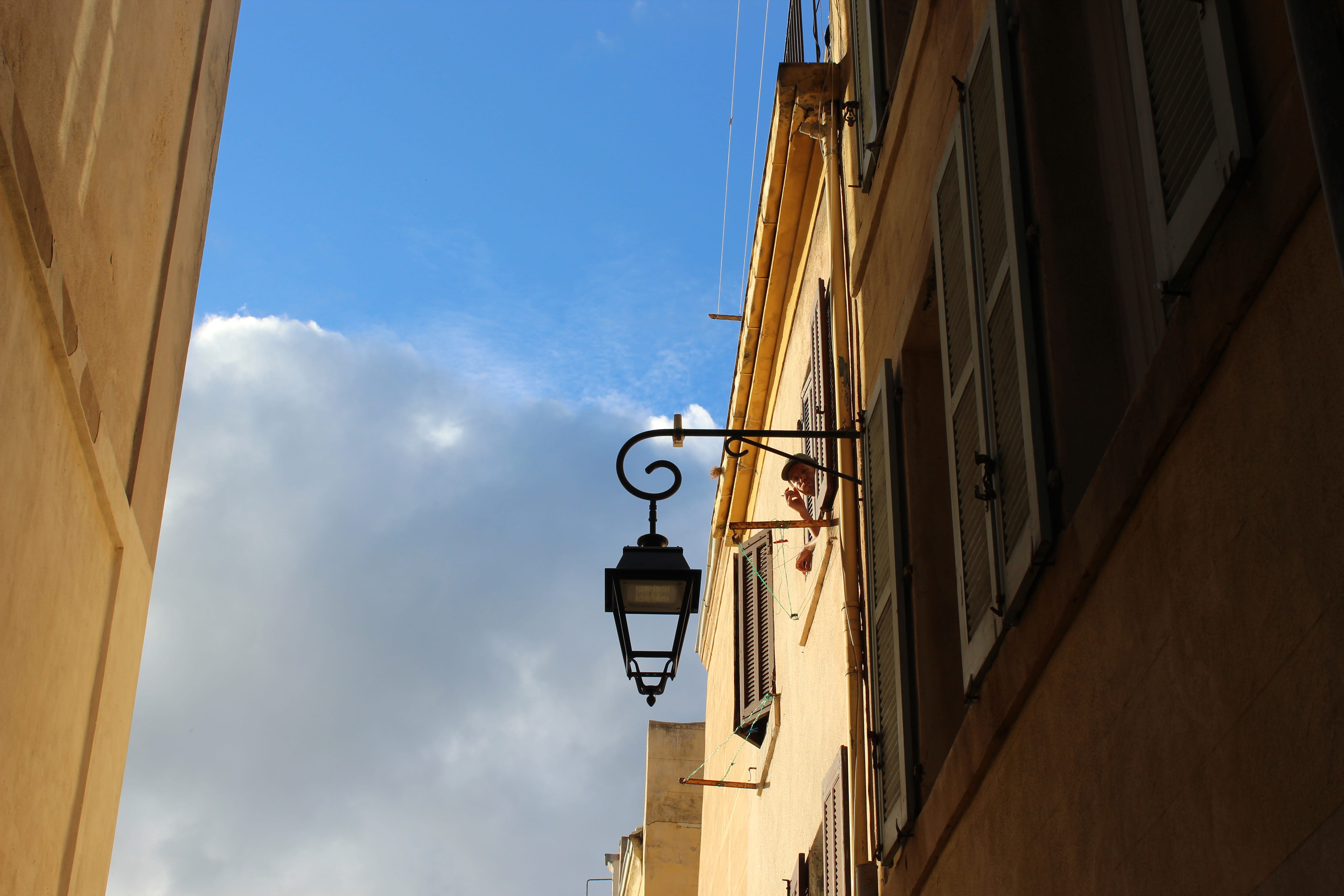 sky, wall - building feature, city, no people, rue, building, outdoors, lampadaire, street light, window, day, architecture, street, built structure, cloud - sky, HD Wallpaper