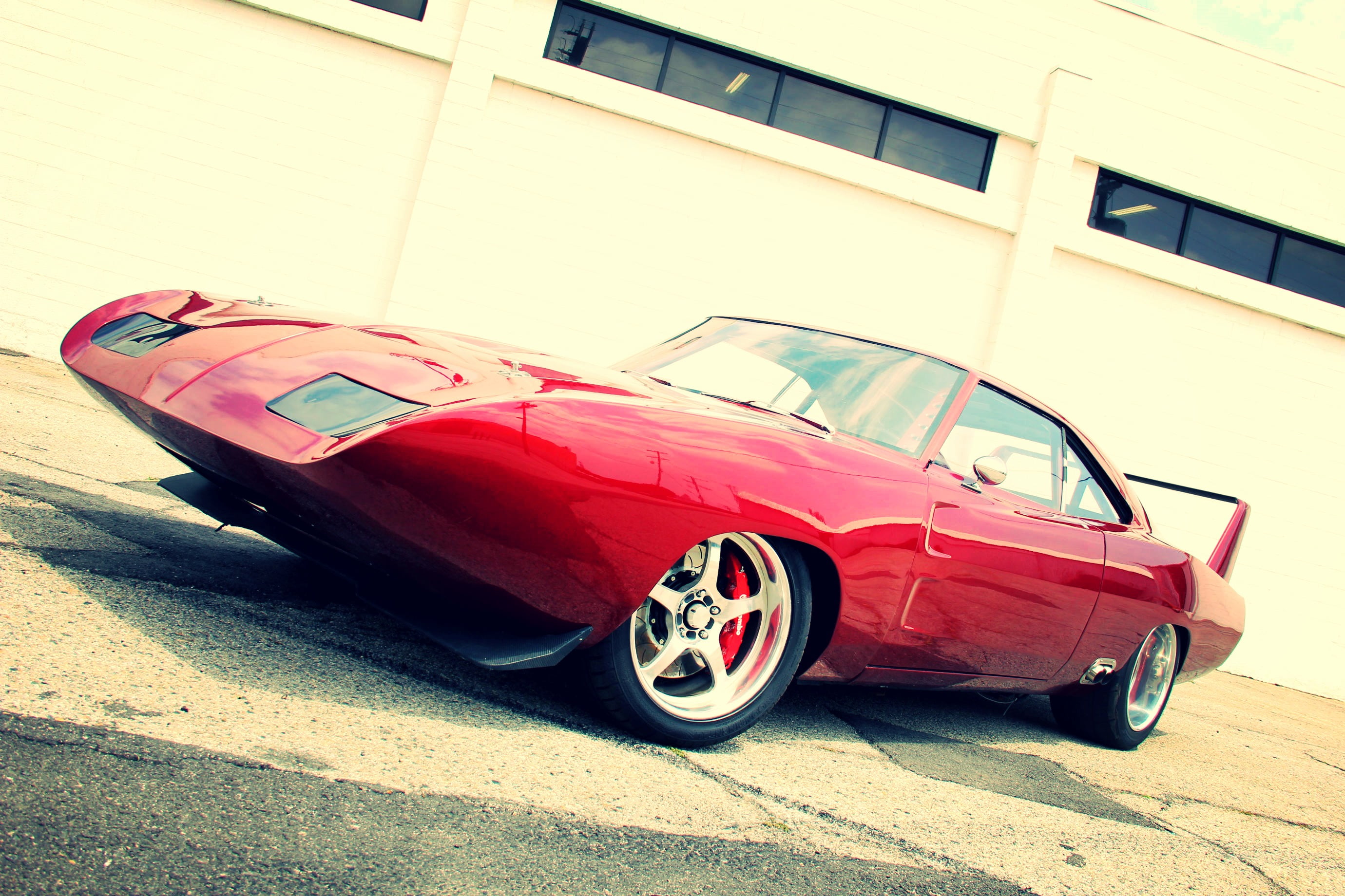 red, red cars, street, building exterior, Dodge Daytona, bed, sports car, city, retro styled, car, mode of transportation, wheel, architecture, built structure, HD Wallpaper