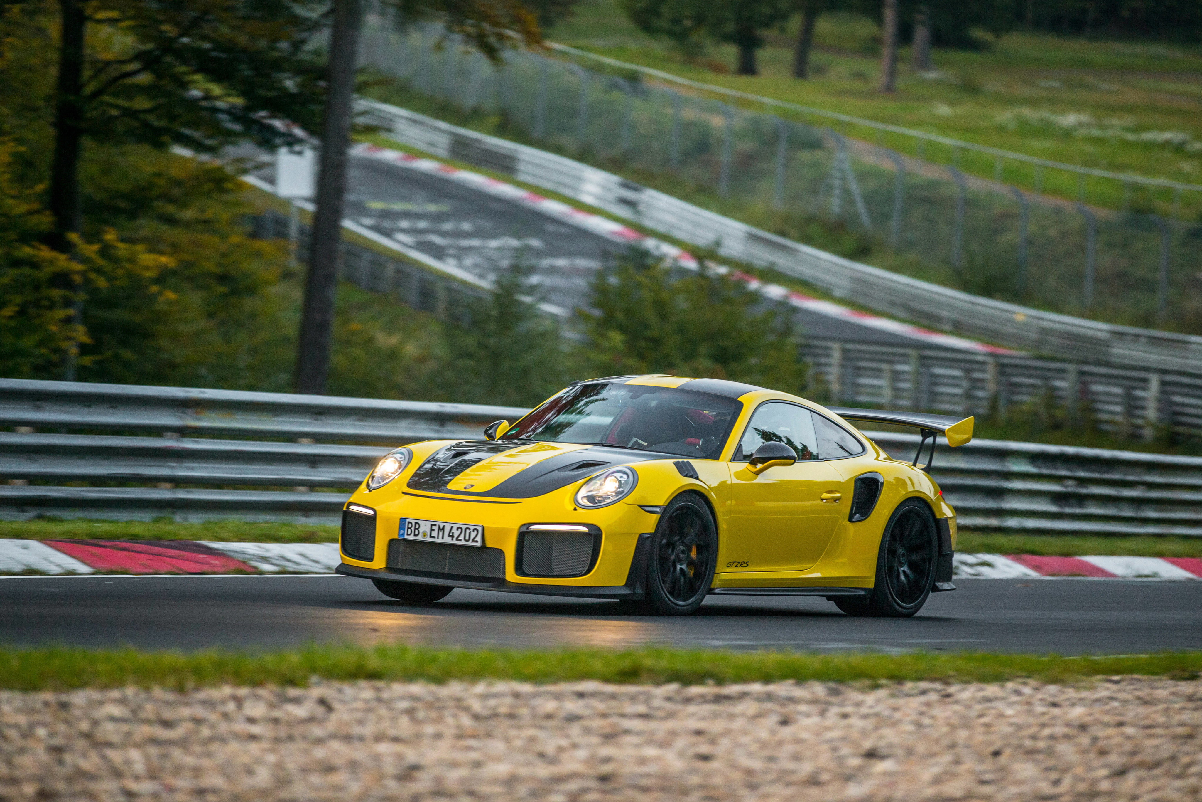 porsche, rs, on the move, no people, 4K, outdoors, mode of transportation, gt, street, motor vehicle, day, motion, nature, yellow, city, transportation, HD Wallpaper