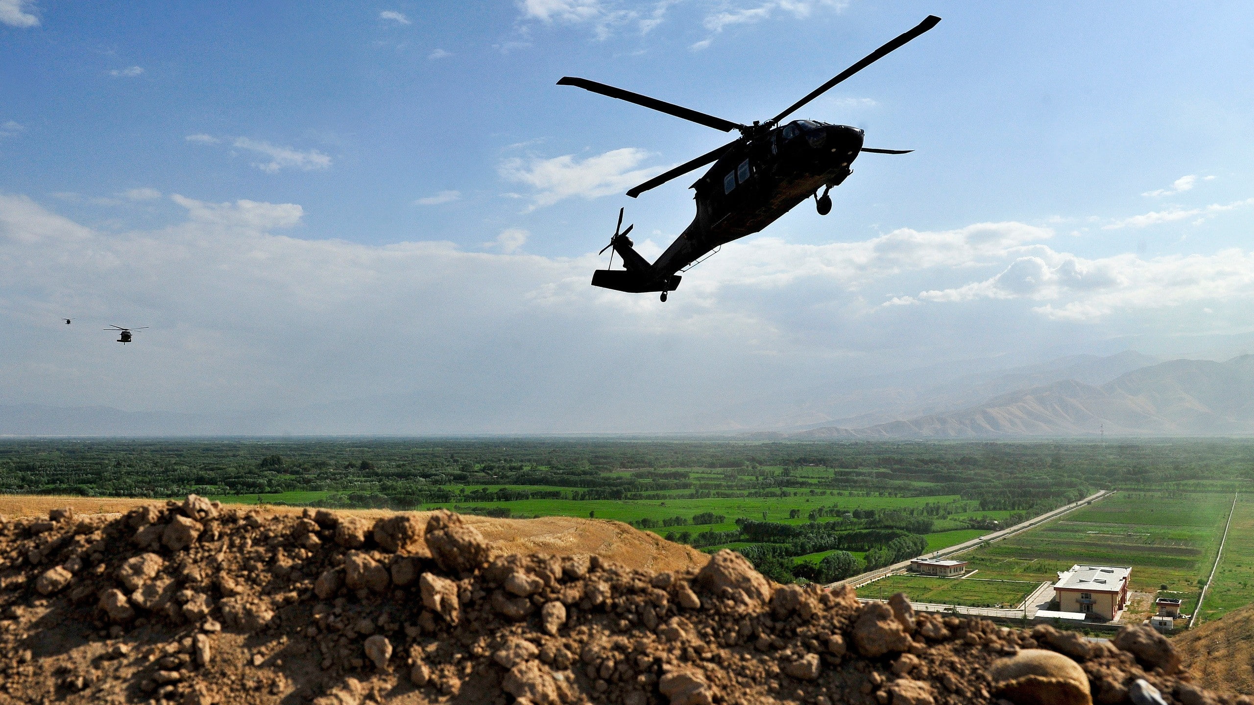 military, aircraft, military aircraft, Sikorsky UH-60 Black Hawk, 2K, helicopters, HD Wallpaper