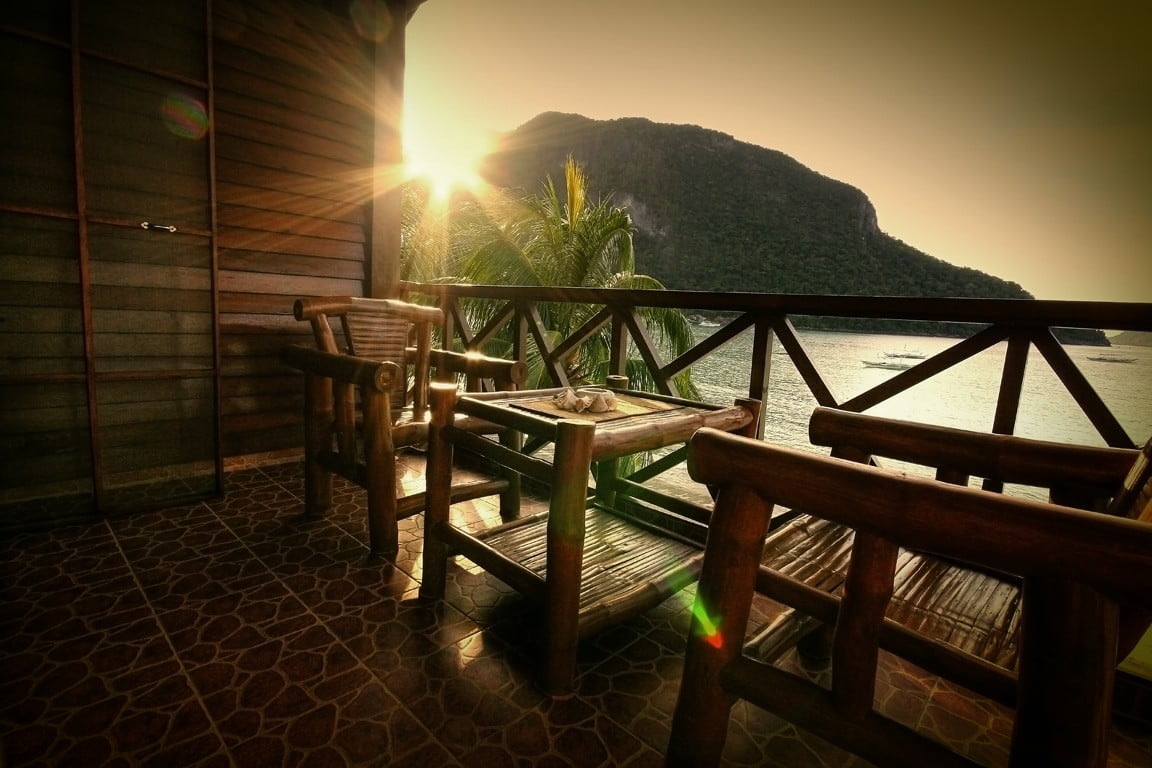 nature, seat, set, railing, four, tranquil scene, table, boundary, 480P, sunbeam, outdoors, rectangular, Philippines, brightly lit, no people, absence, HD Wallpaper