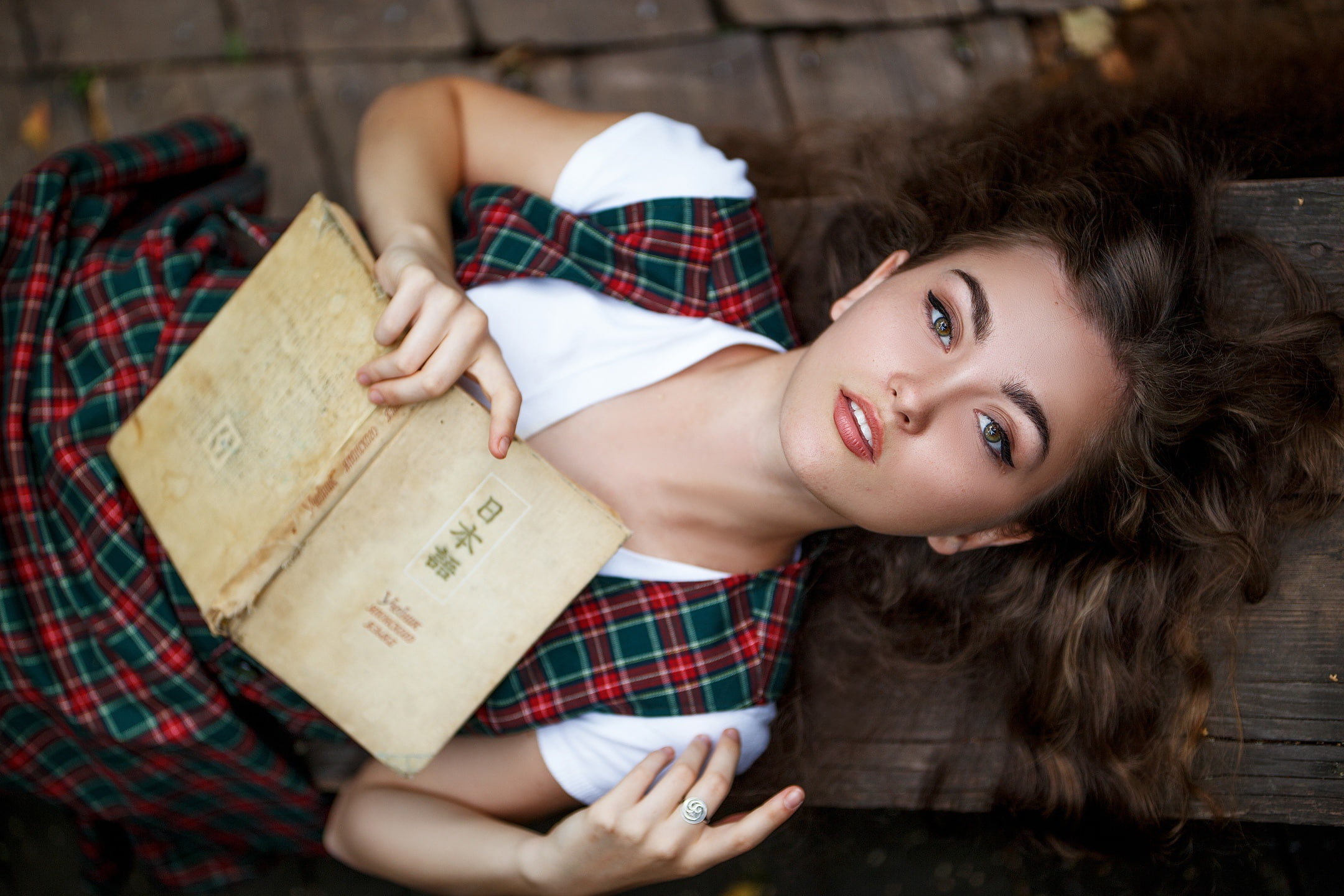 Maxim Romanov, hair, book, Maks Romanov, girl, look, face, 1080P, HD Wallpaper