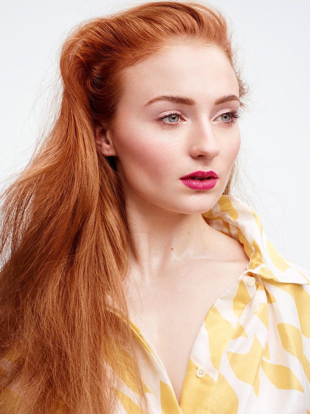 purple lipstick, 720P, portrait, women, looking into the distance, fair skin, Sophie Turner, actress, simple background, redhead, blue eyes, long hair, Phone HD Wallpaper